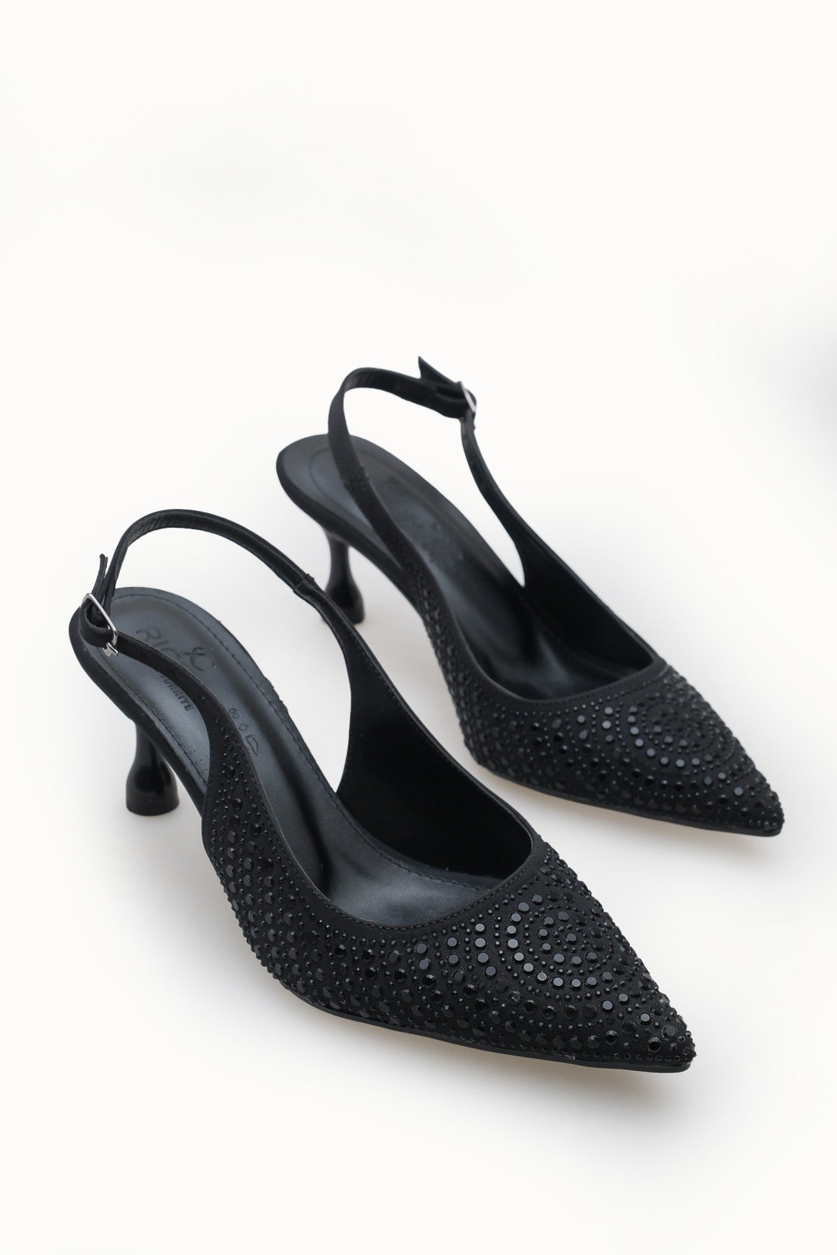 Riccon Kadın Sivri Burunlu Arkası Açık İnce Topuklu Ayakkabı 0012550 Siyah Siyah