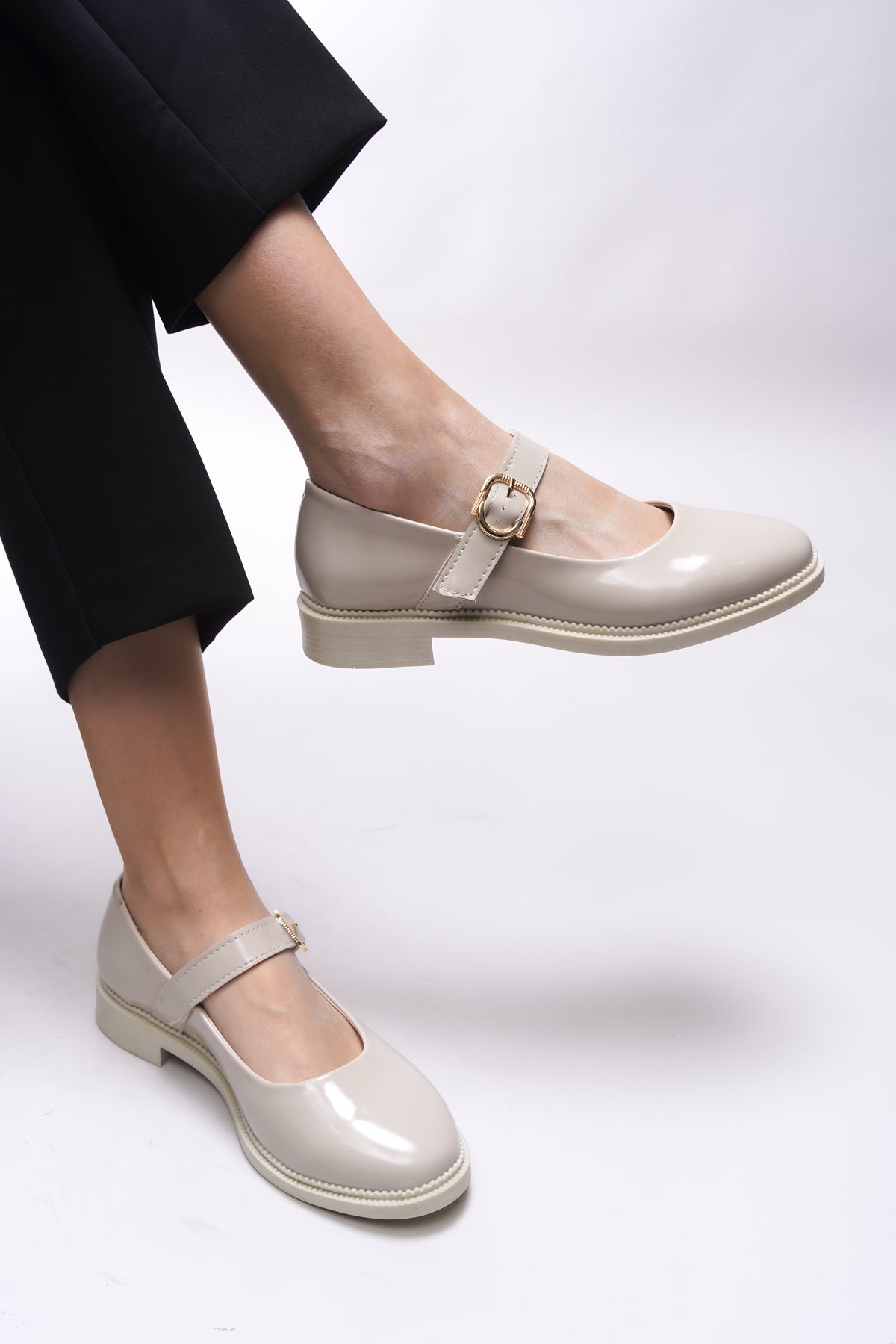 Riccon Saelheira Kadın Babet 0012250