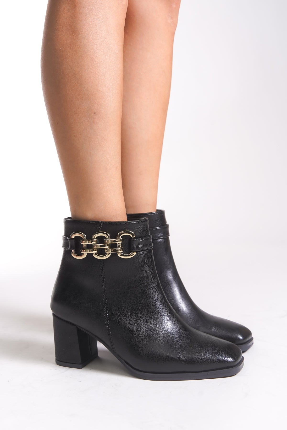 Riccon Kadın Zincir Detaylı Topuklu Bot 00121060