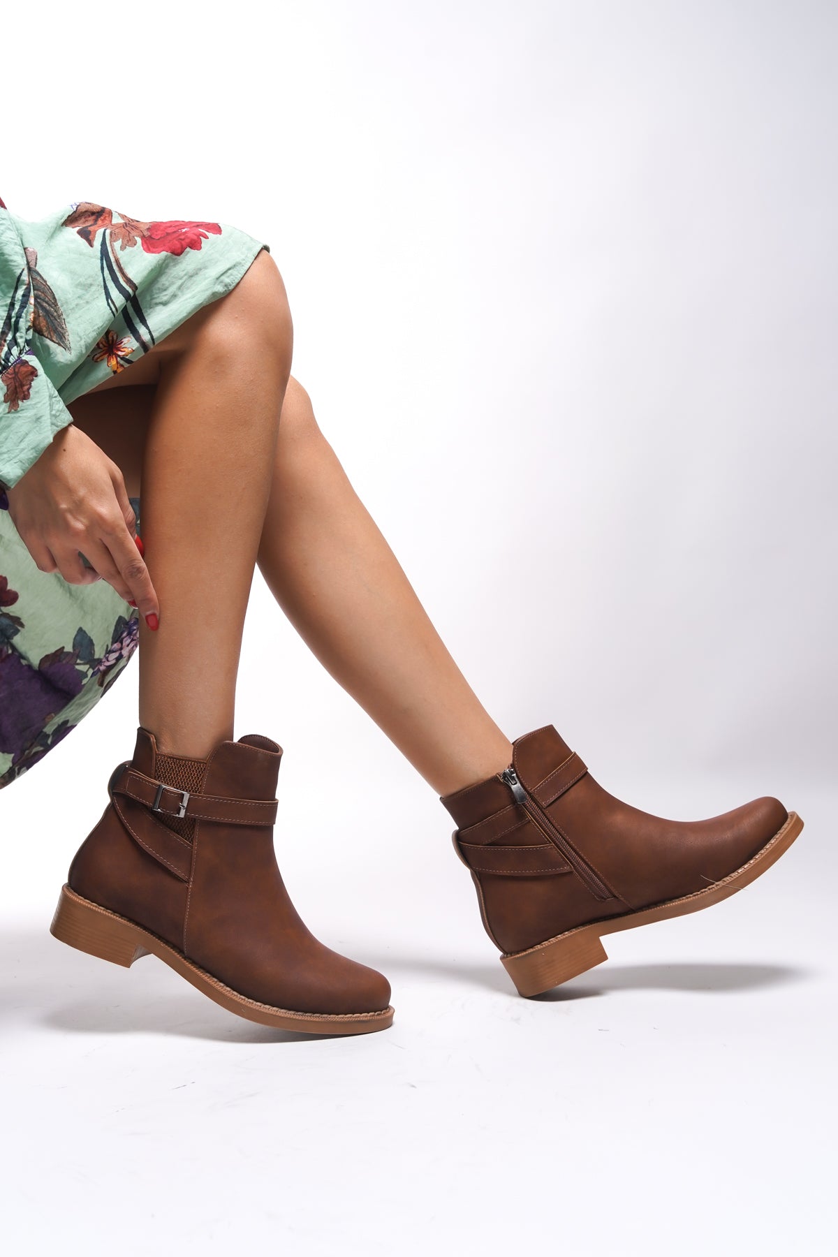 Riccon Elyedelia Kadın Toka Detaylı Lastikli Bot 0012452