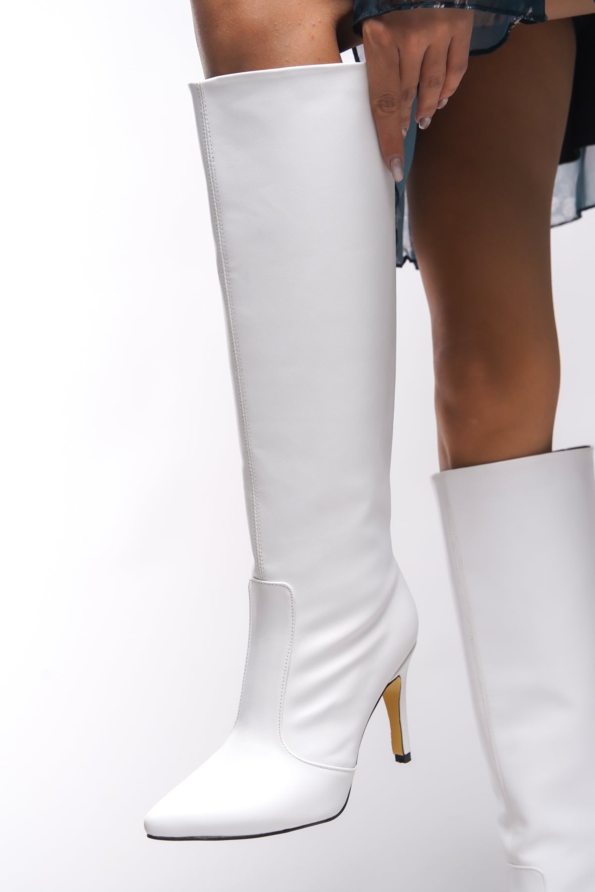 Riccon Hilnaril Kadın Sivri Topuklu Çizme 00123000