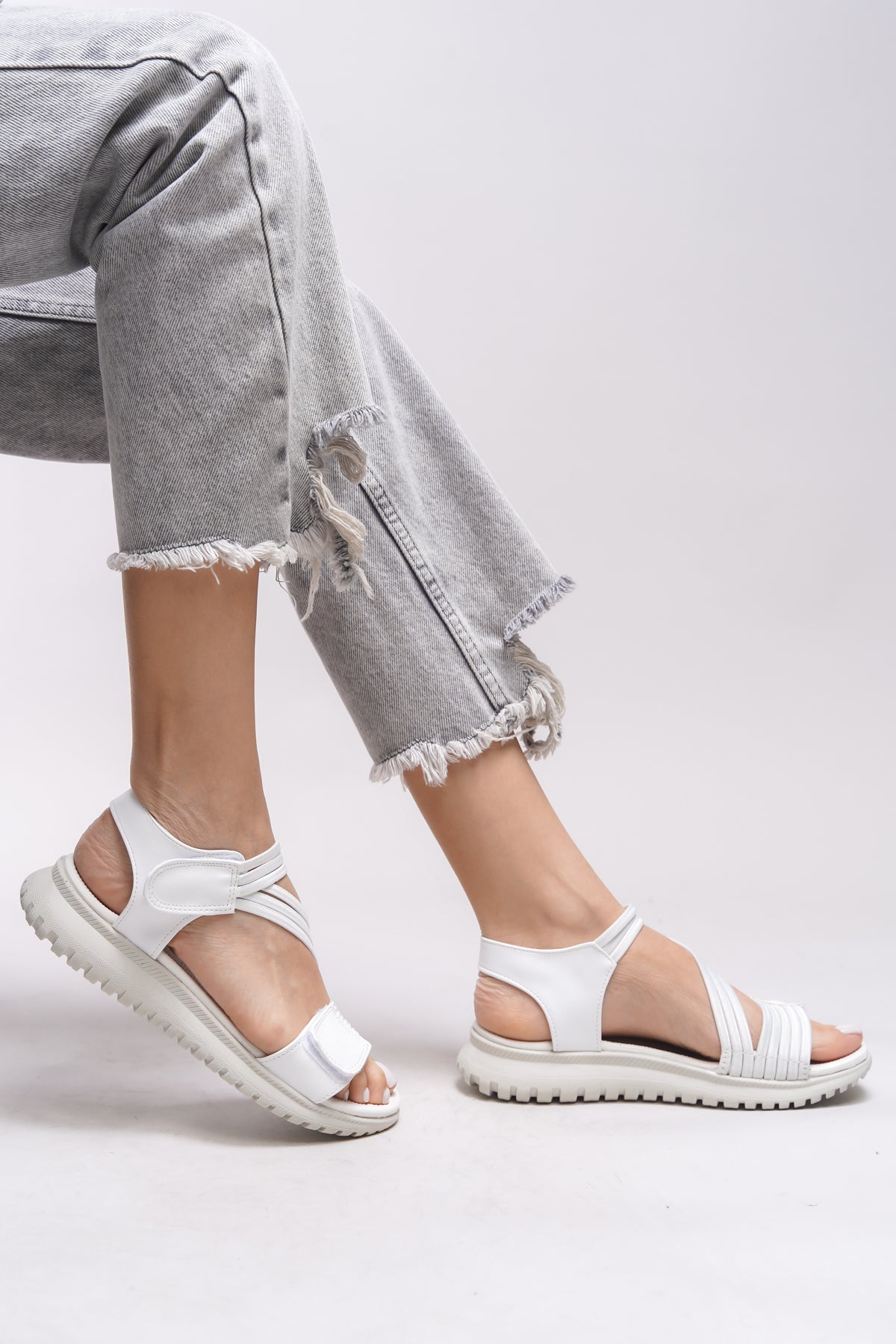 Riccon Yvnaestra Kadın Sandalet 00121002