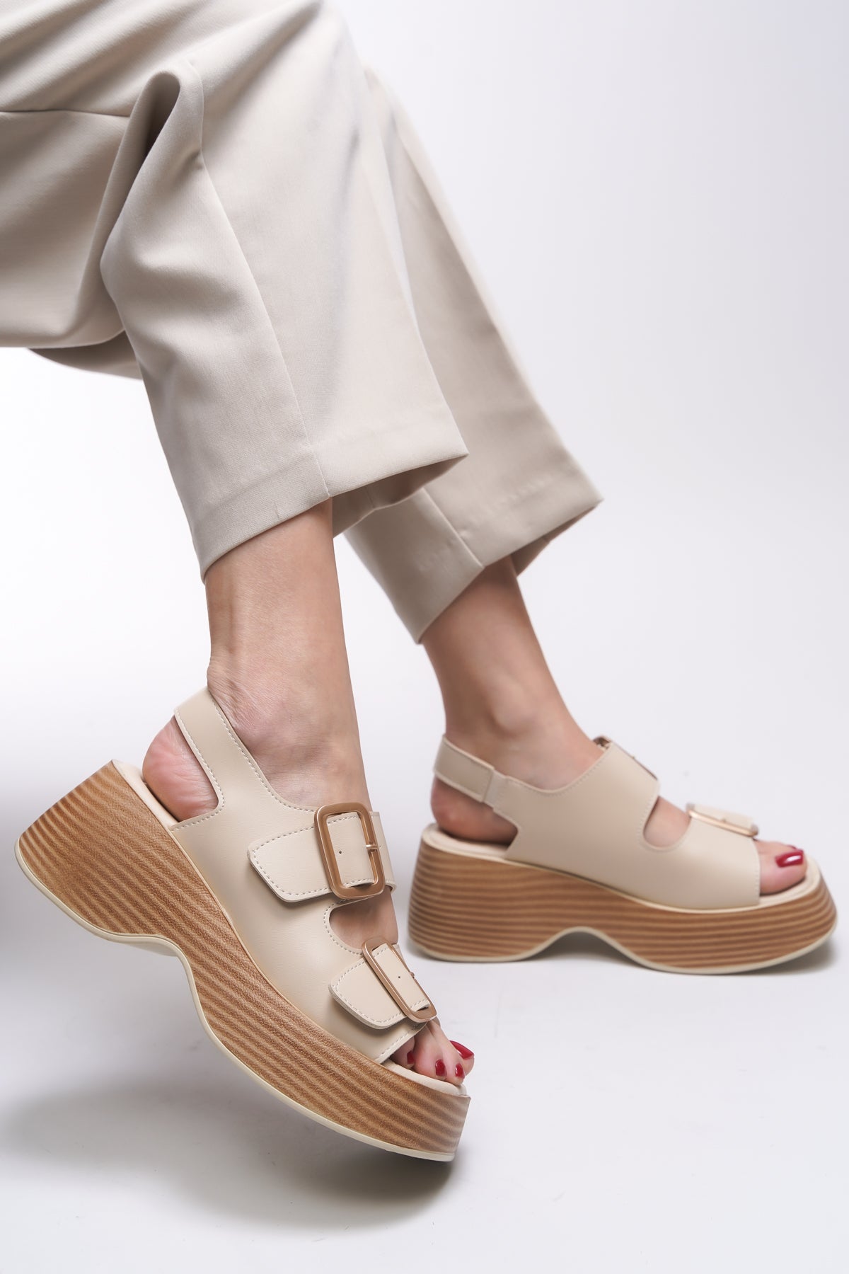 Riccon Zinkilia Kadın Çift Tokalı Sandalet 001292