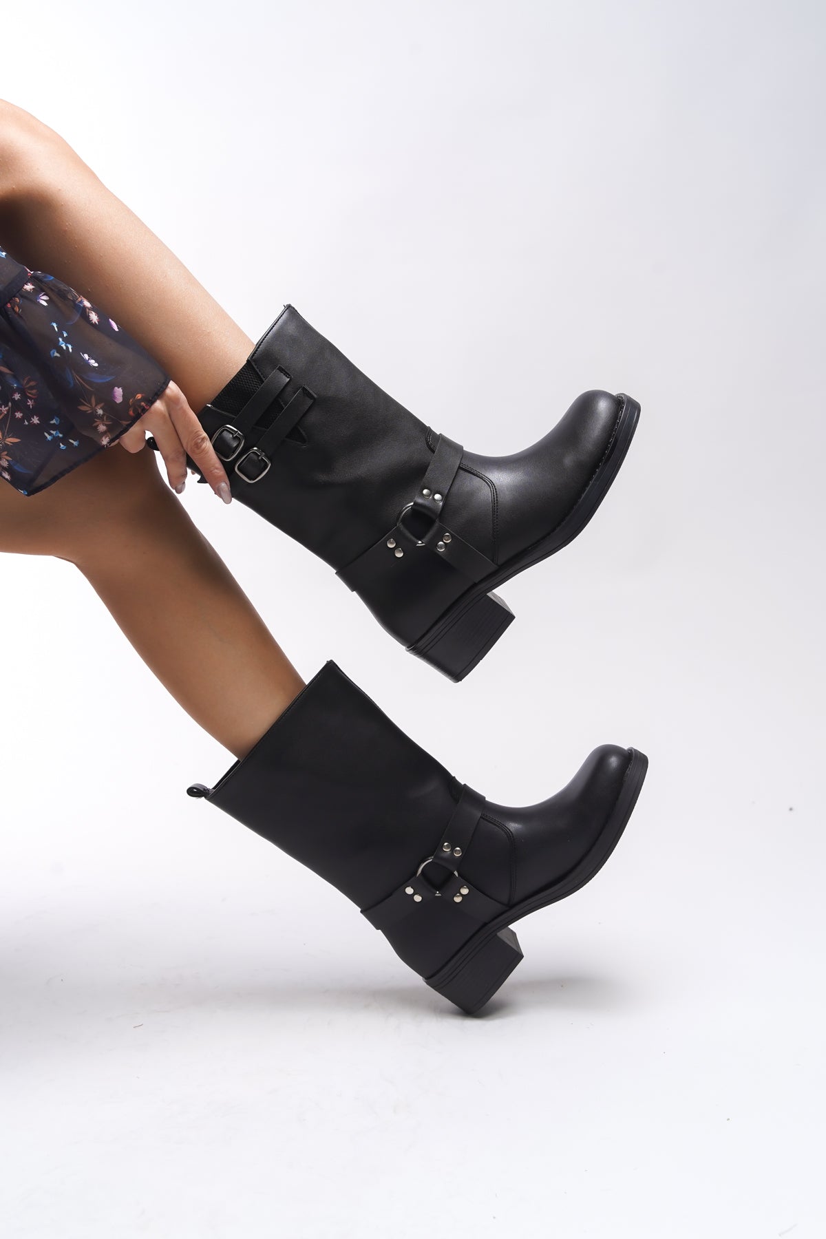 Riccon Galmicca Kadın Toka Detaylı Kısa Çizme 00123022