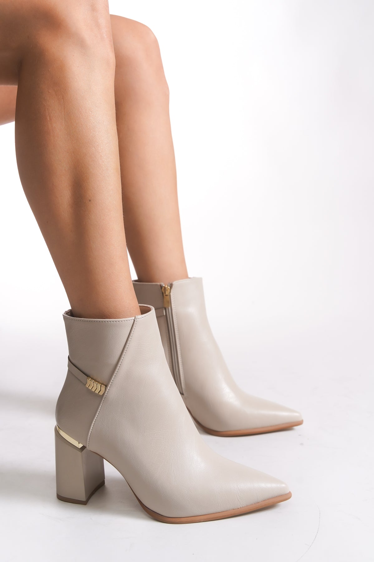 Riccon Kadın Sivri Burun Bot 0012060