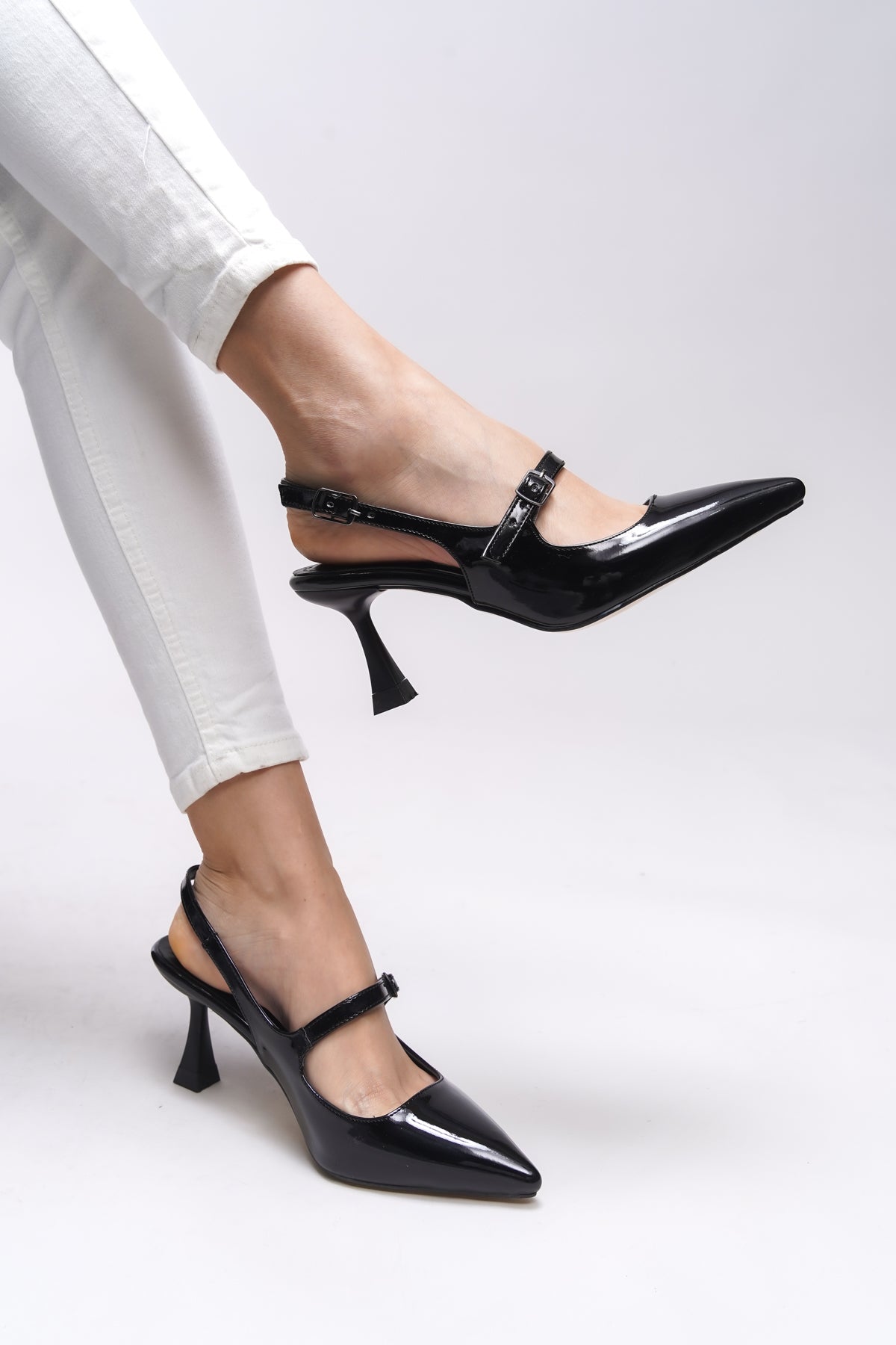 Riccon Melilendra Kadın Arkası Açık Sivri Burun Stiletto 0012701