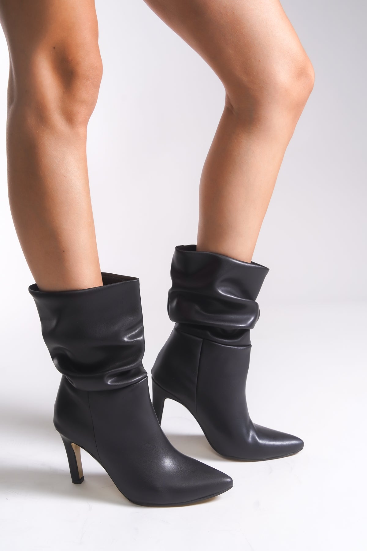 Riccon Lesxipha Kadın Körüklü Kısa Çizme 0012203