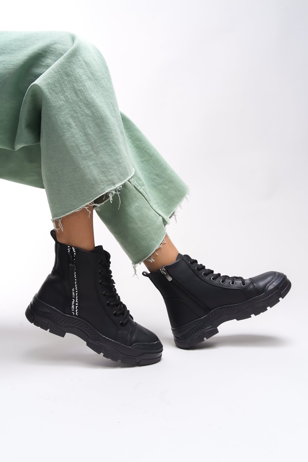 Riccon Rosarithe Kadın Fermuarlı Bot 0012704