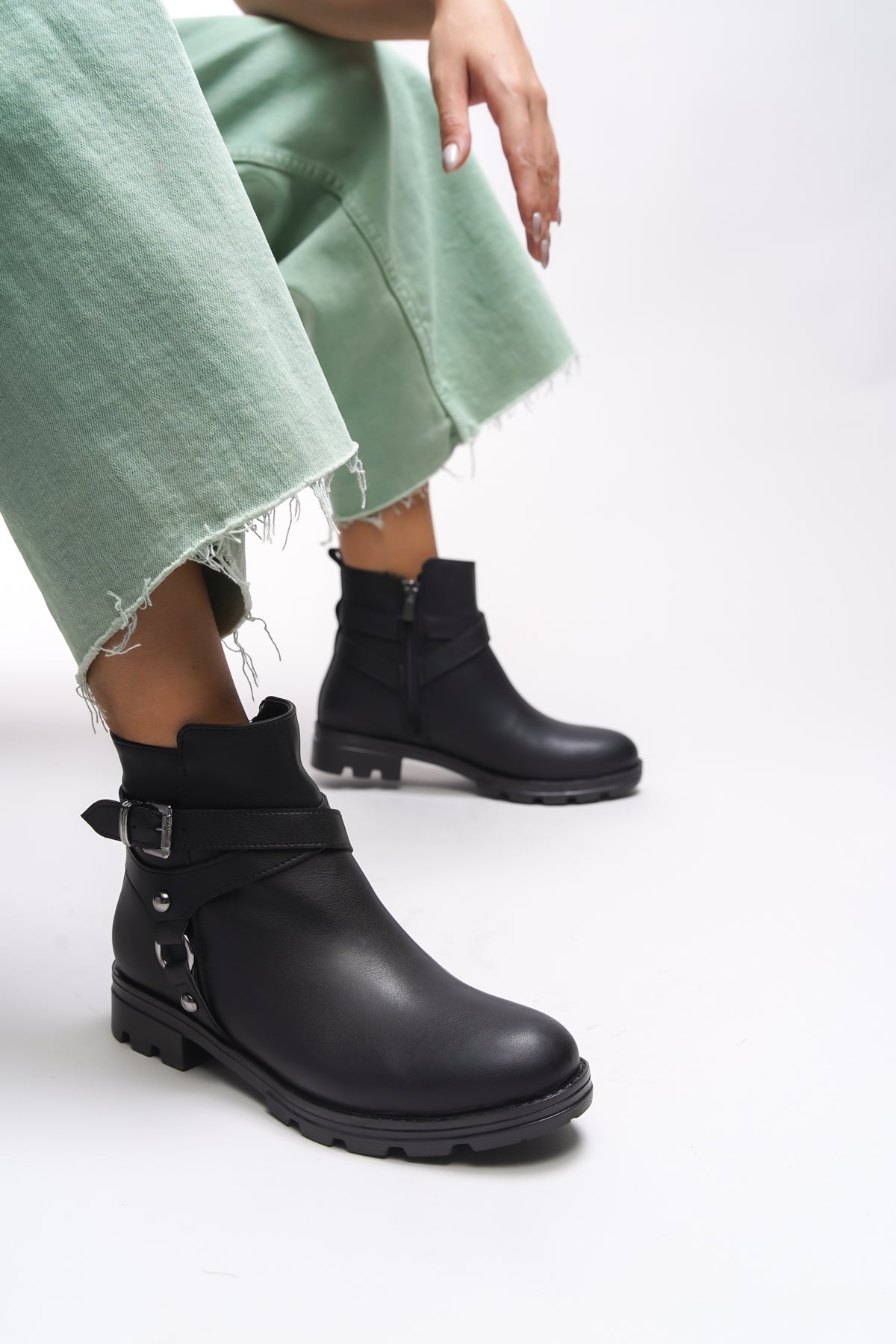 Riccon Lislaevar Kadın Toka Detaylı Bot 0012202