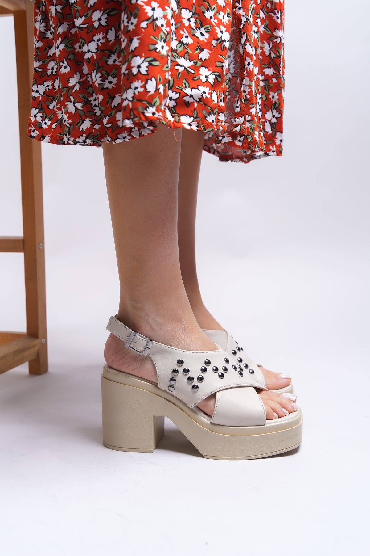 Riccon Ilyataesi Kadın Topuklu Sandalet 0012210