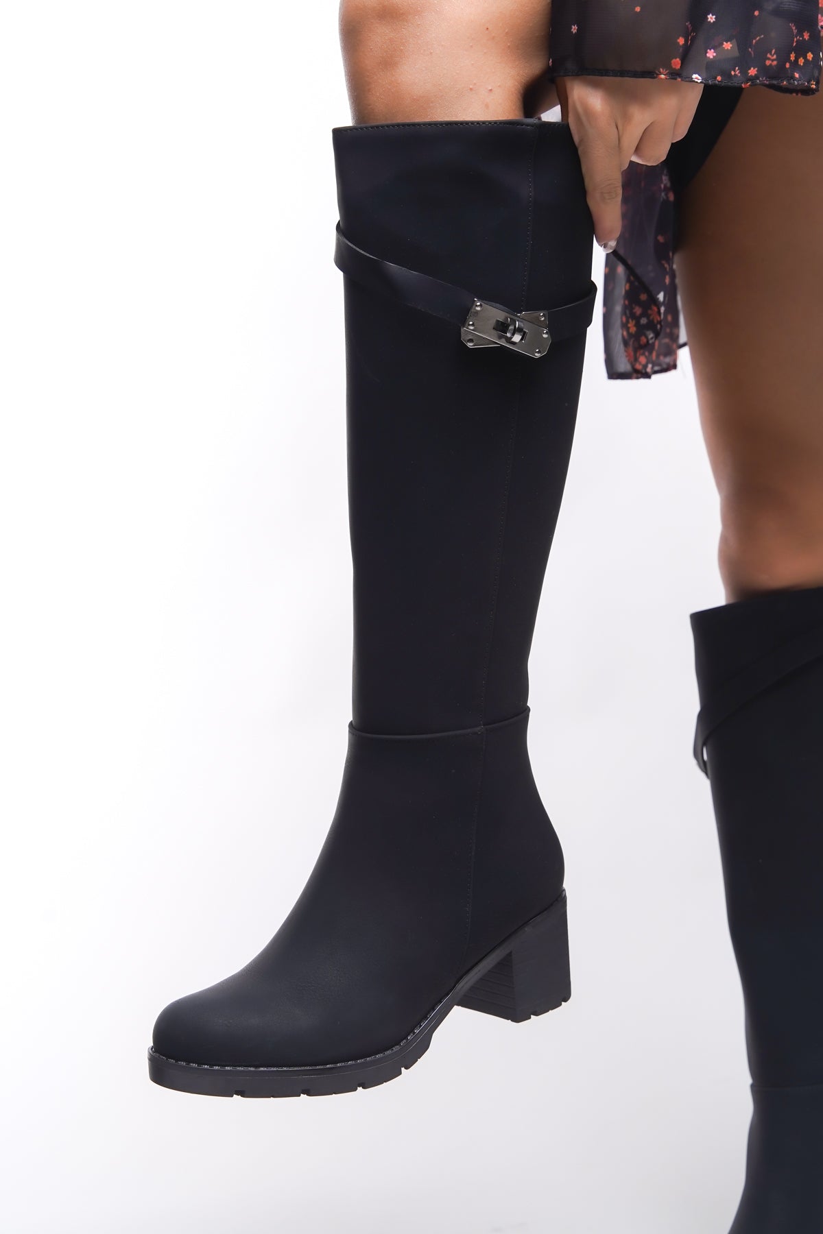 Riccon Jacmylla Kadın Kilit Detaylı Çizme 0012777