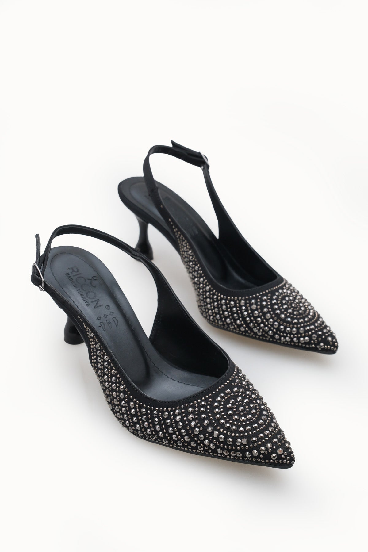 Riccon Kadın Sivri Burunlu Arkası Açık İnce Topuklu Ayakkabı 0012550 Siyah Gümüş