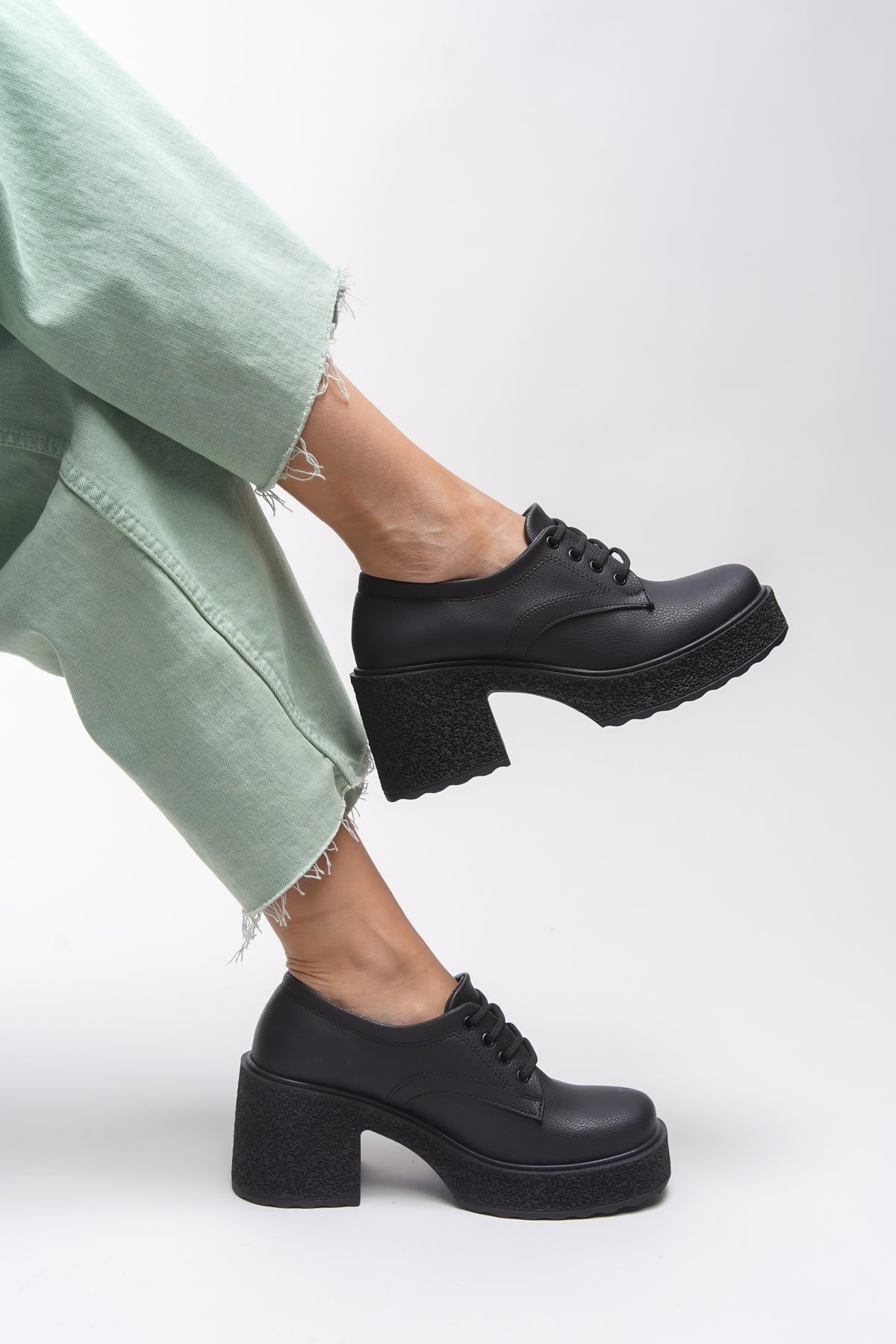 Riccon Thimdrarn Kadın Topuklu Bağcıklı Loafer 00121540