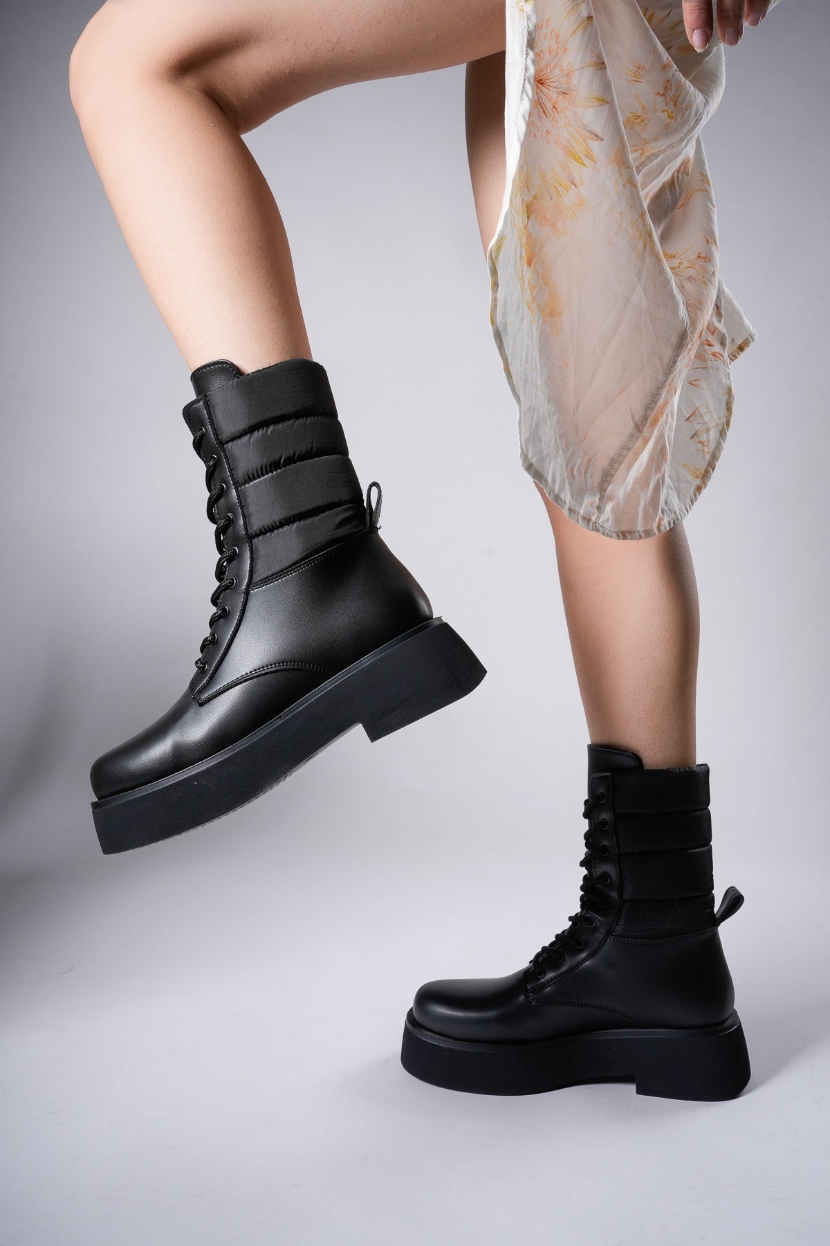 Riccon Thelsrius Kadın Bot 0012454