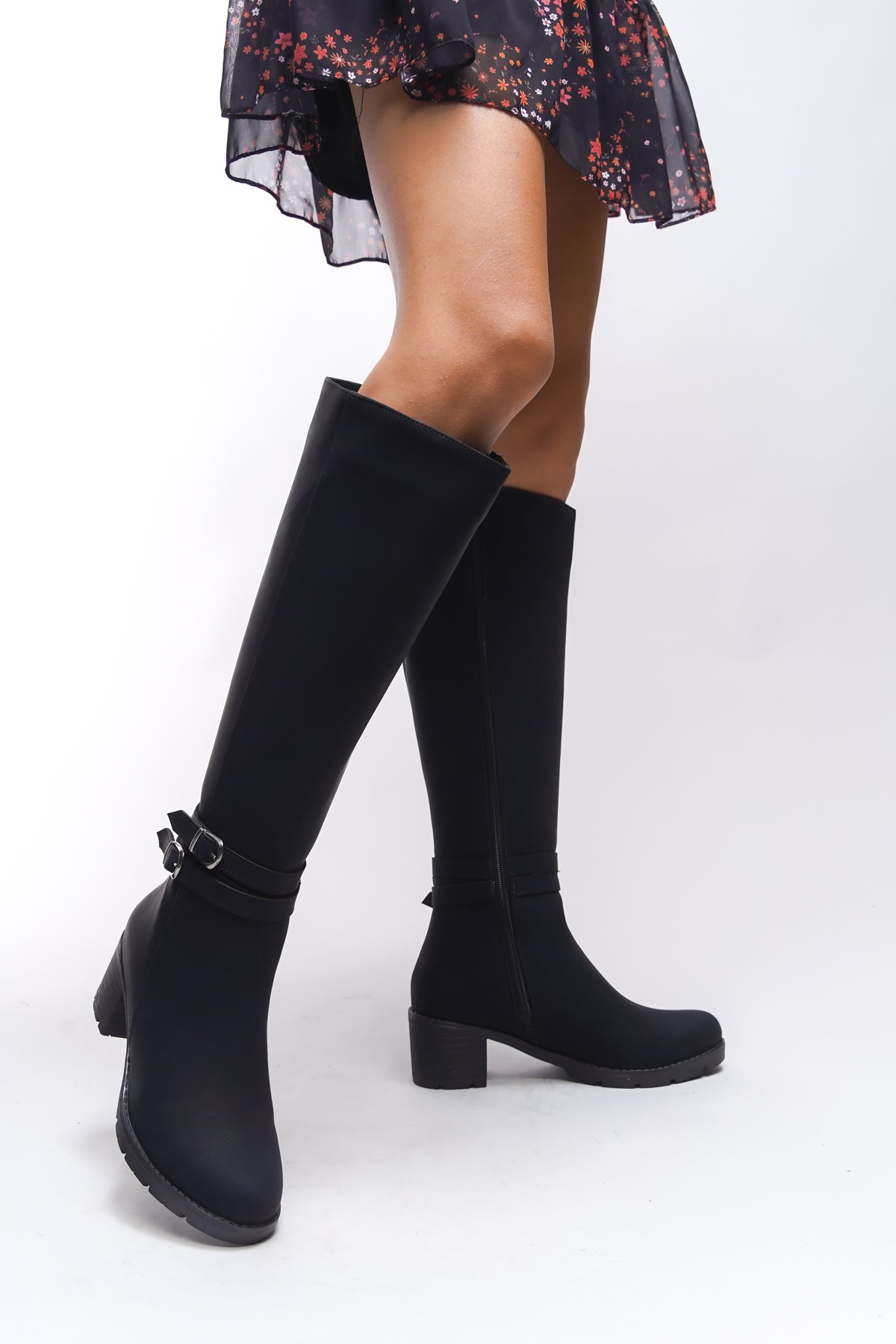 Riccon Zauhilde Kadın Toka Detaylı Topuklu Çizme 0012746