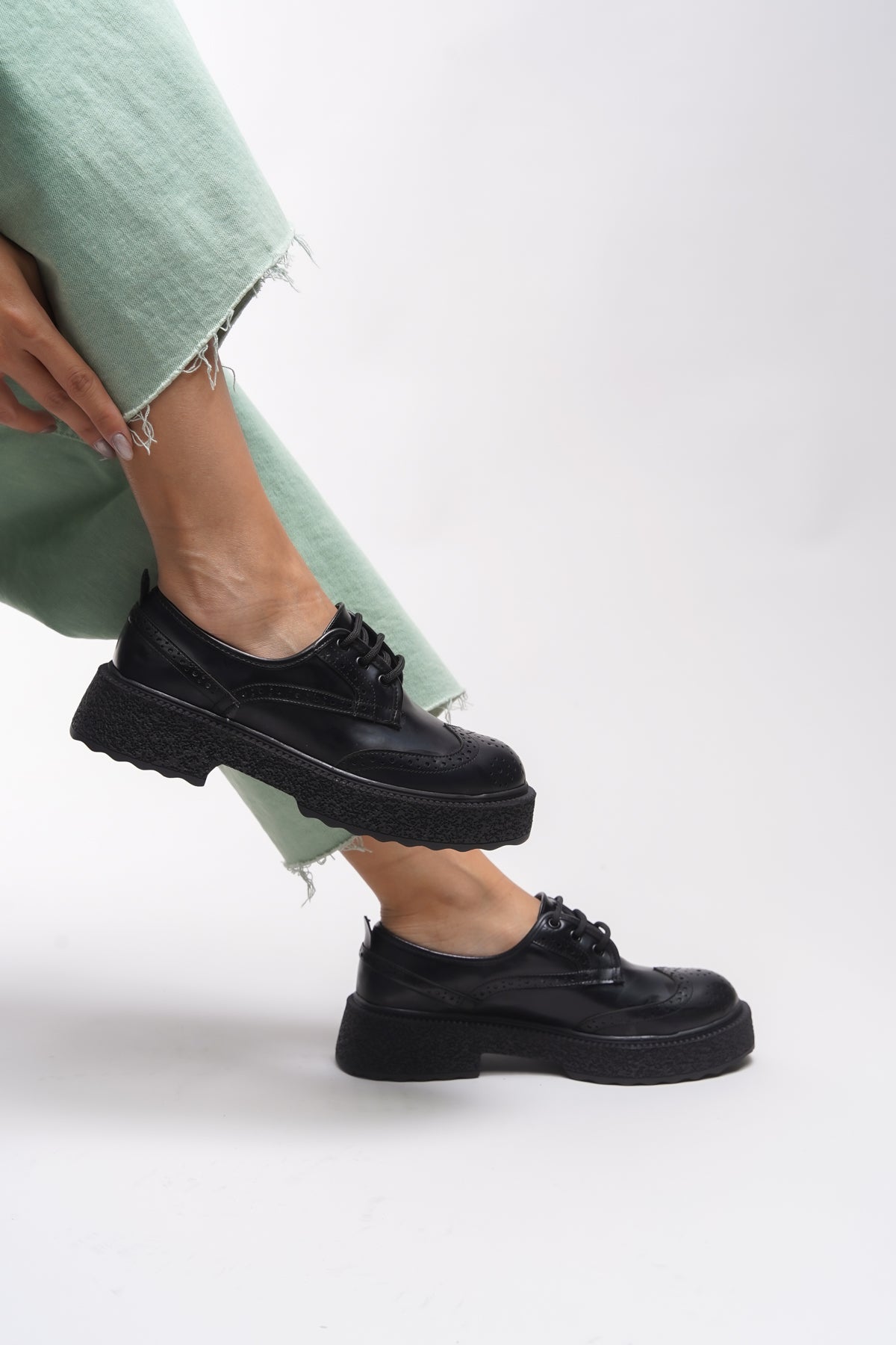 Riccon Oknyrth Kadın Bağcıklı Loafer 00121990 Mat Siyah Rugan