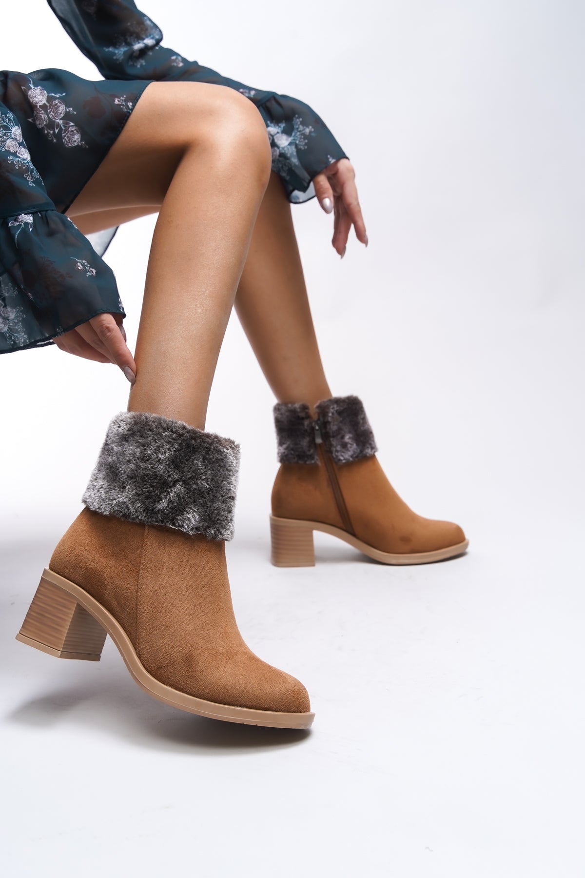 Riccon Rielradh Kadın Kürk Detaylı Topuklu Bot 0012501