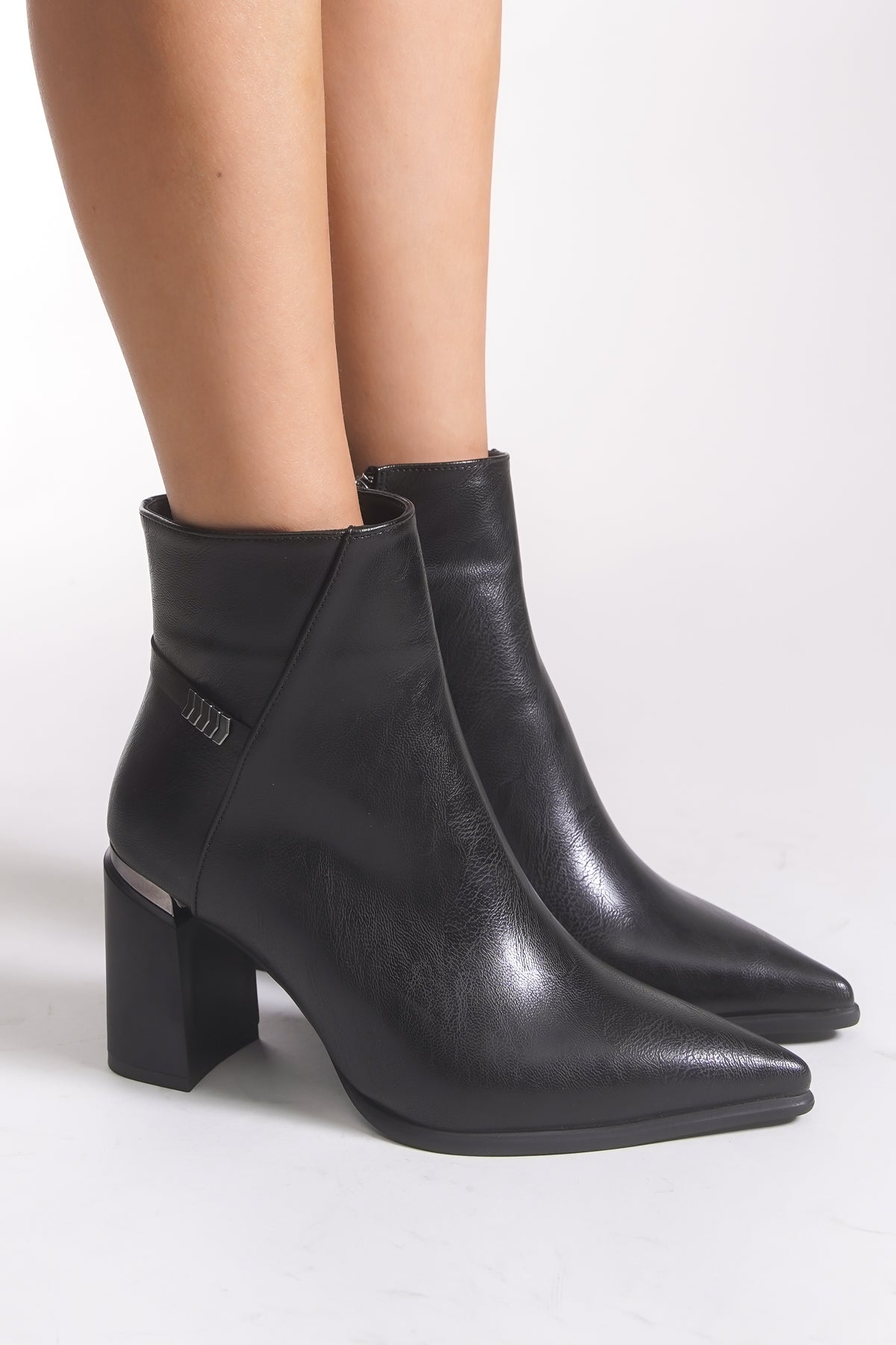 Riccon Kadın Sivri Burun Bot 0012060