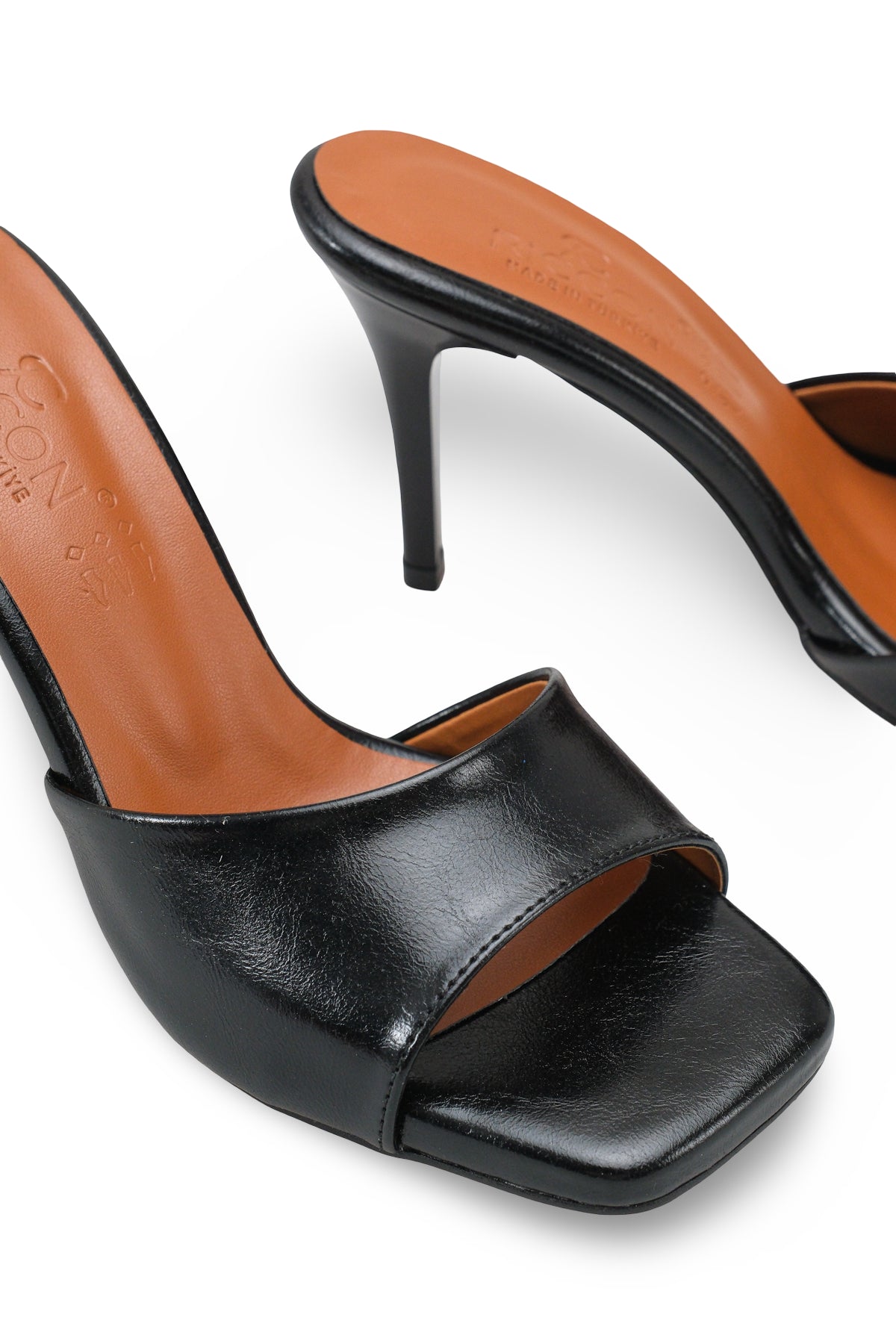 Riccon Kadın İnce Topuklu Terlik 0012712