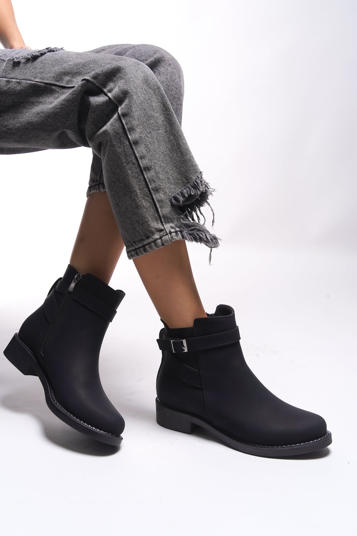 Riccon Elyedelia Kadın Toka Detaylı Lastikli Bot 0012452