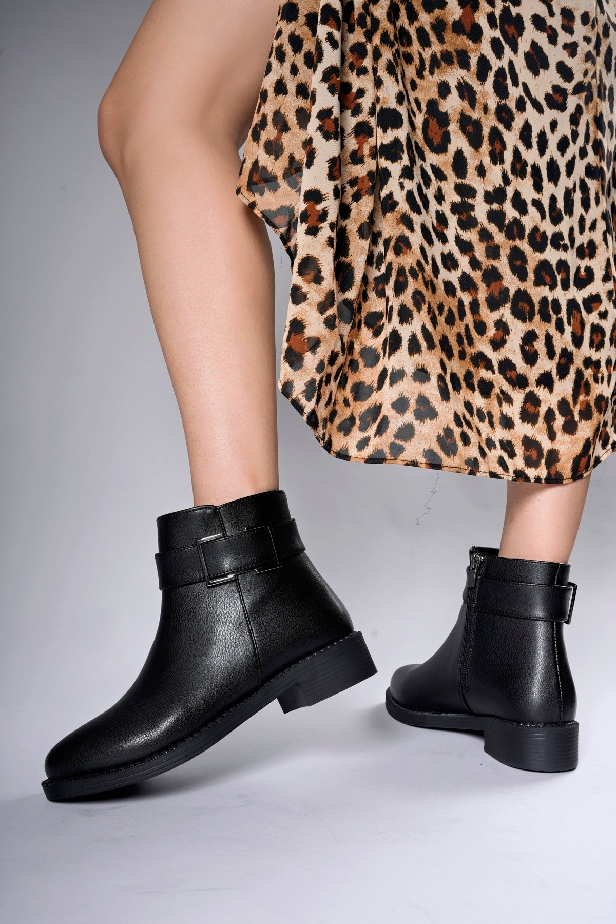 Riccon Hilyariel Kadın Bot 0012078