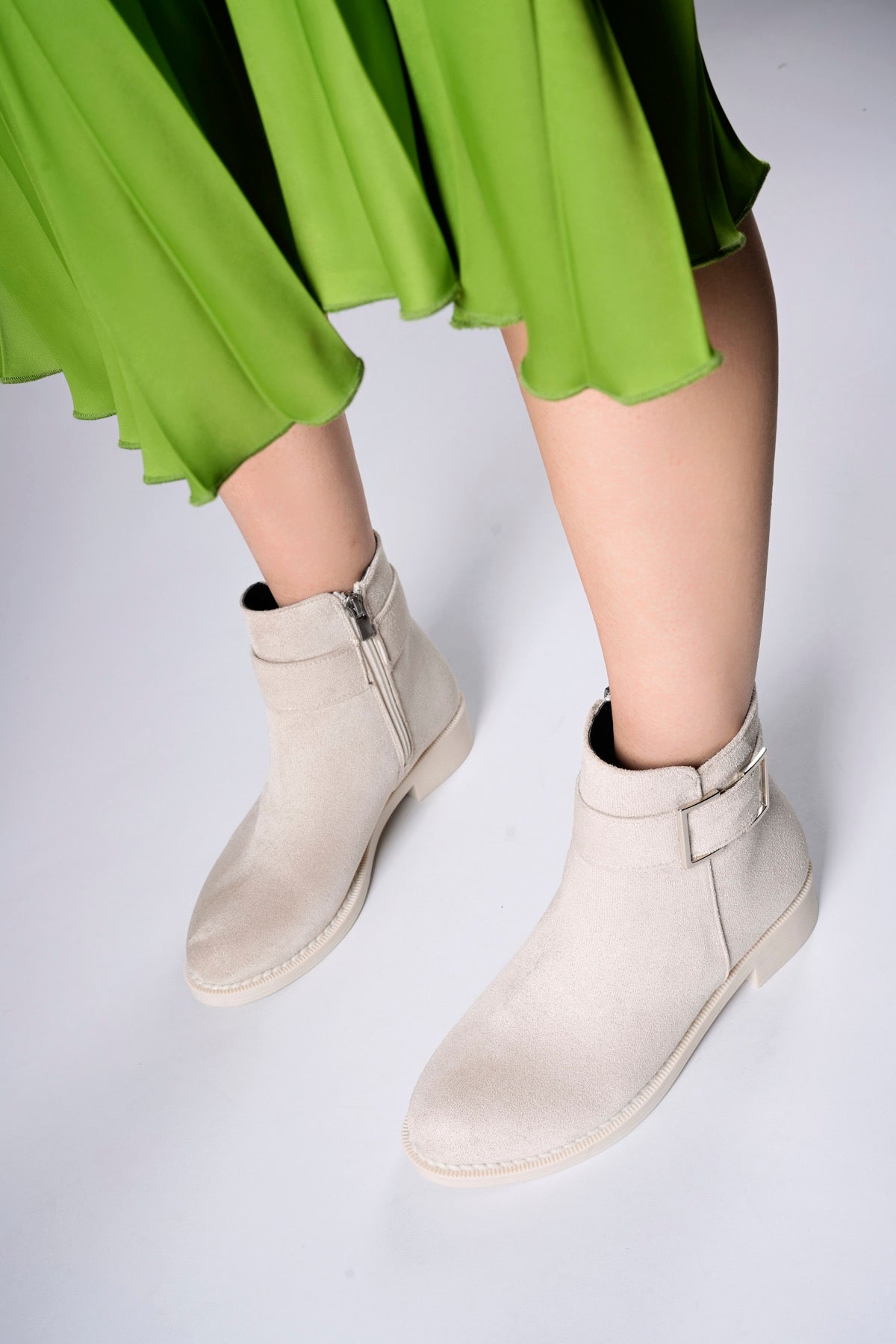 Riccon Hilyariel Kadın Bot 0012078