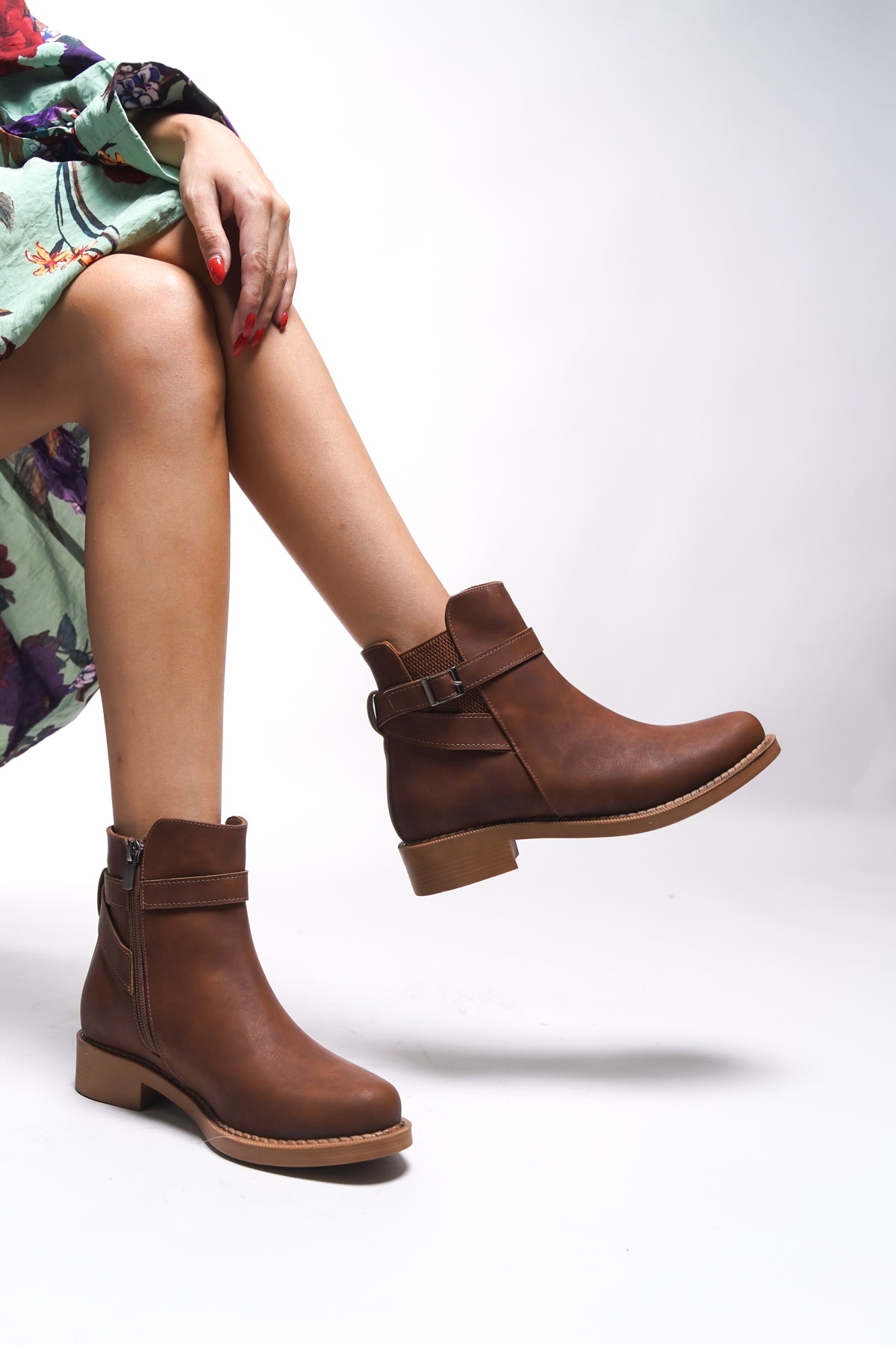 Riccon Elyedelia Kadın Toka Detaylı Lastikli Bot 0012452