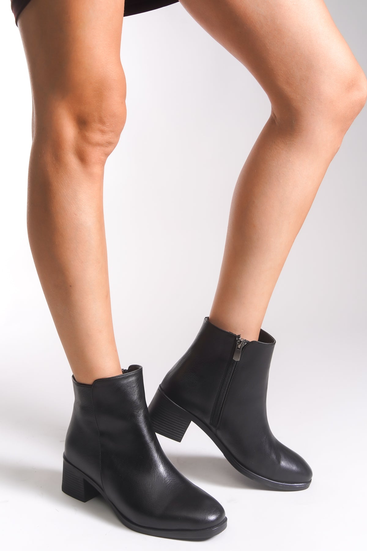 Riccon Thefheira Kadın Bot 0012600