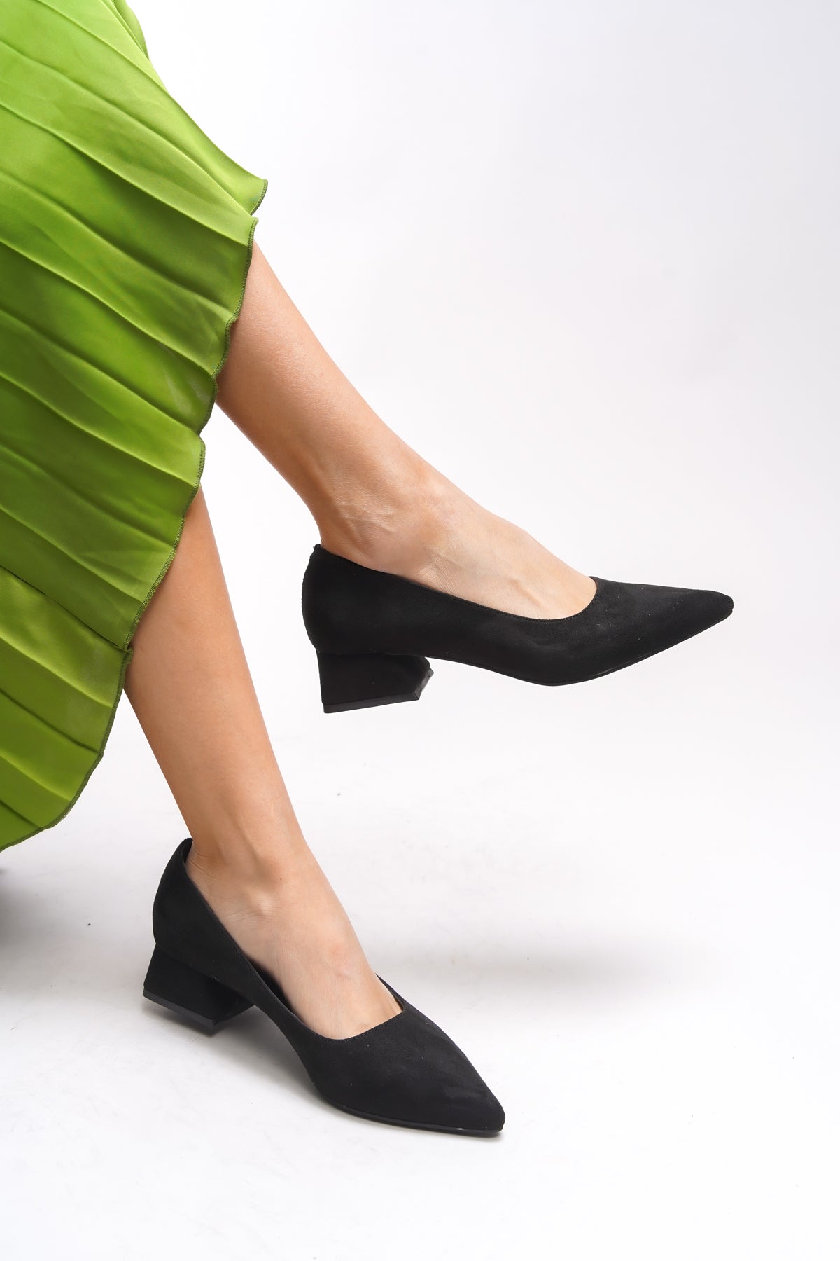 Riccon Tielfudh Kadın Sivri Burunlu Kısa Topuklu Ayakkabı 001241863