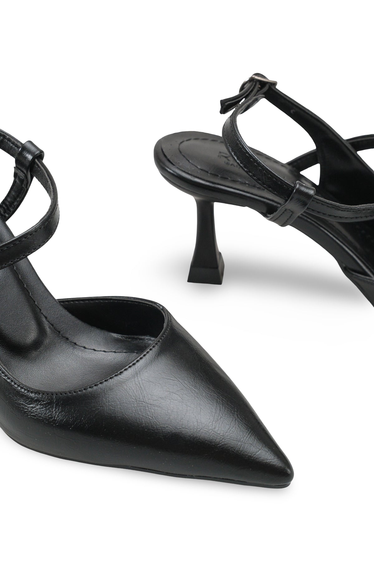 Riccon Kadın Sivri Burunlu Arkası Açık İnce Topuklu Ayakkabı 0012710 Siyah Rustik