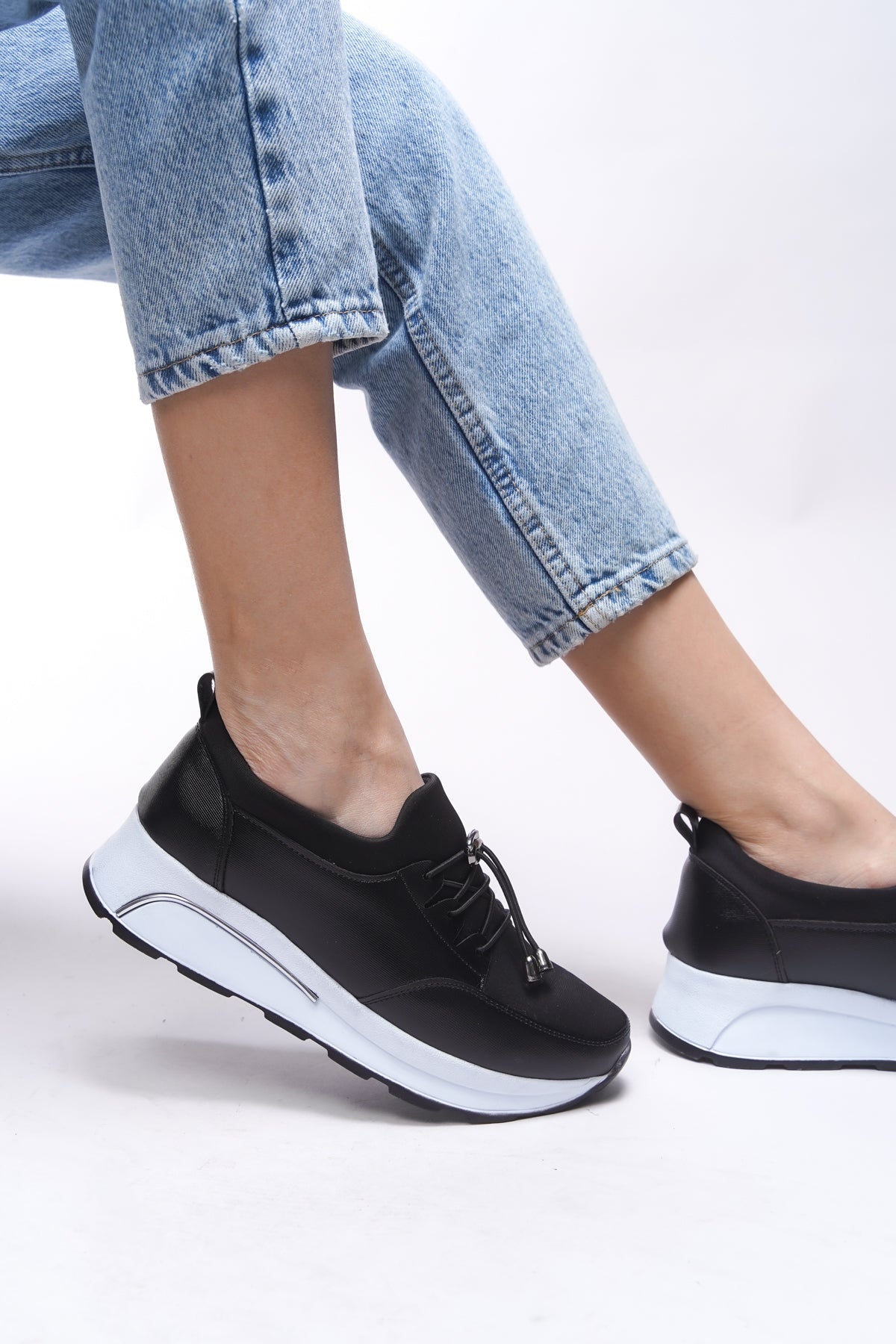 Riccon Isolendra Kadın Sneaker 00121706 Siyah Beyaz - Riccon