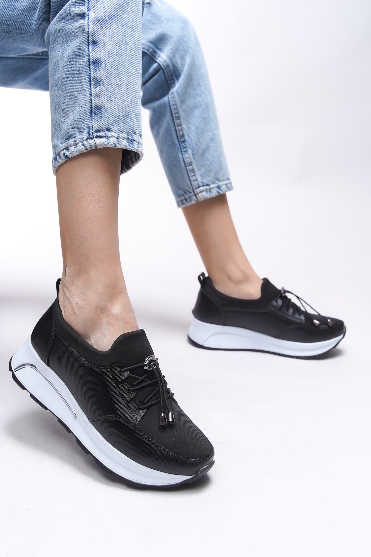 Riccon Isolendra Kadın Sneaker 00121706 Siyah Beyaz - Riccon