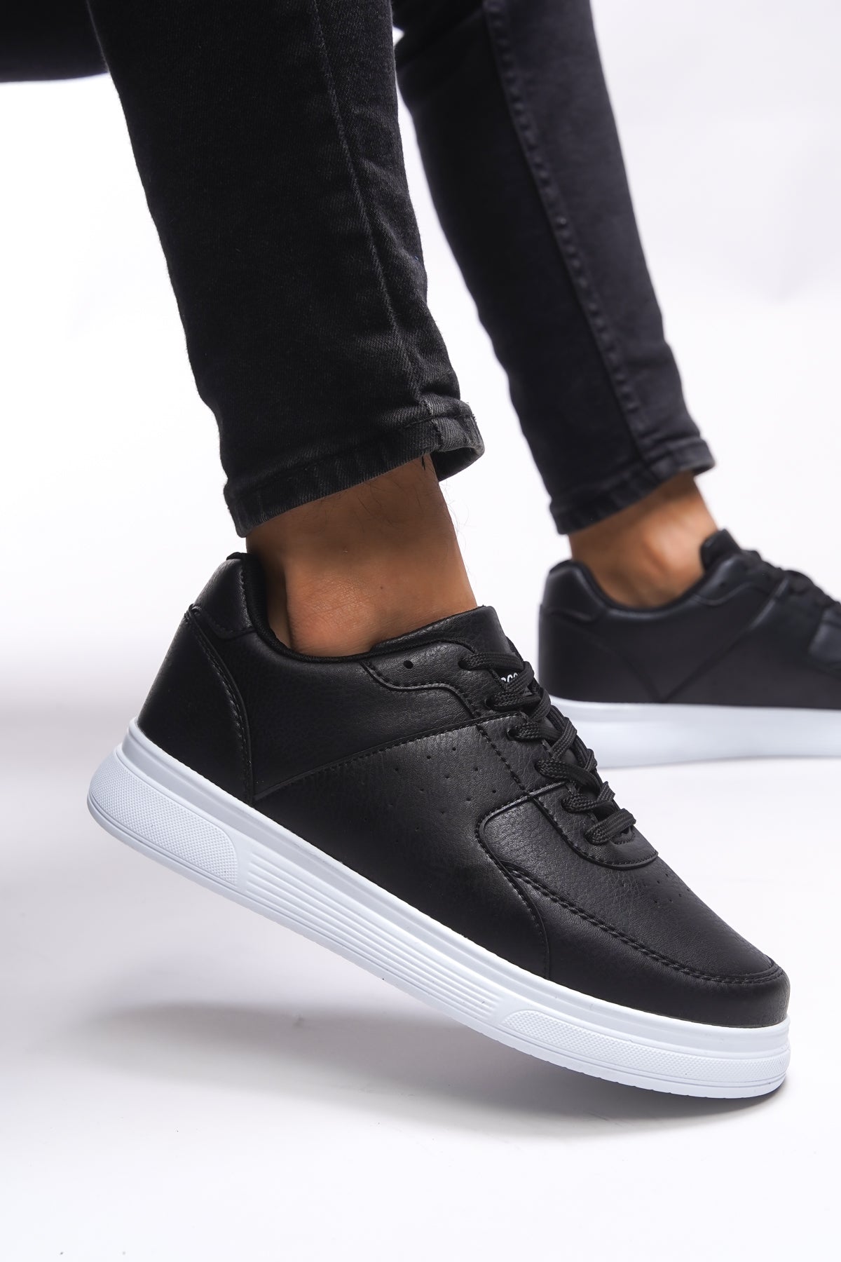 Riccon Jamethil Erkek Sneaker 0012110 Siyah Beyaz - Riccon