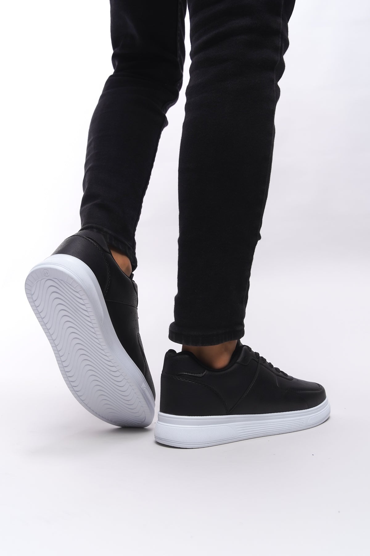 Riccon Jamethil Erkek Sneaker 0012110 Siyah Beyaz - Riccon