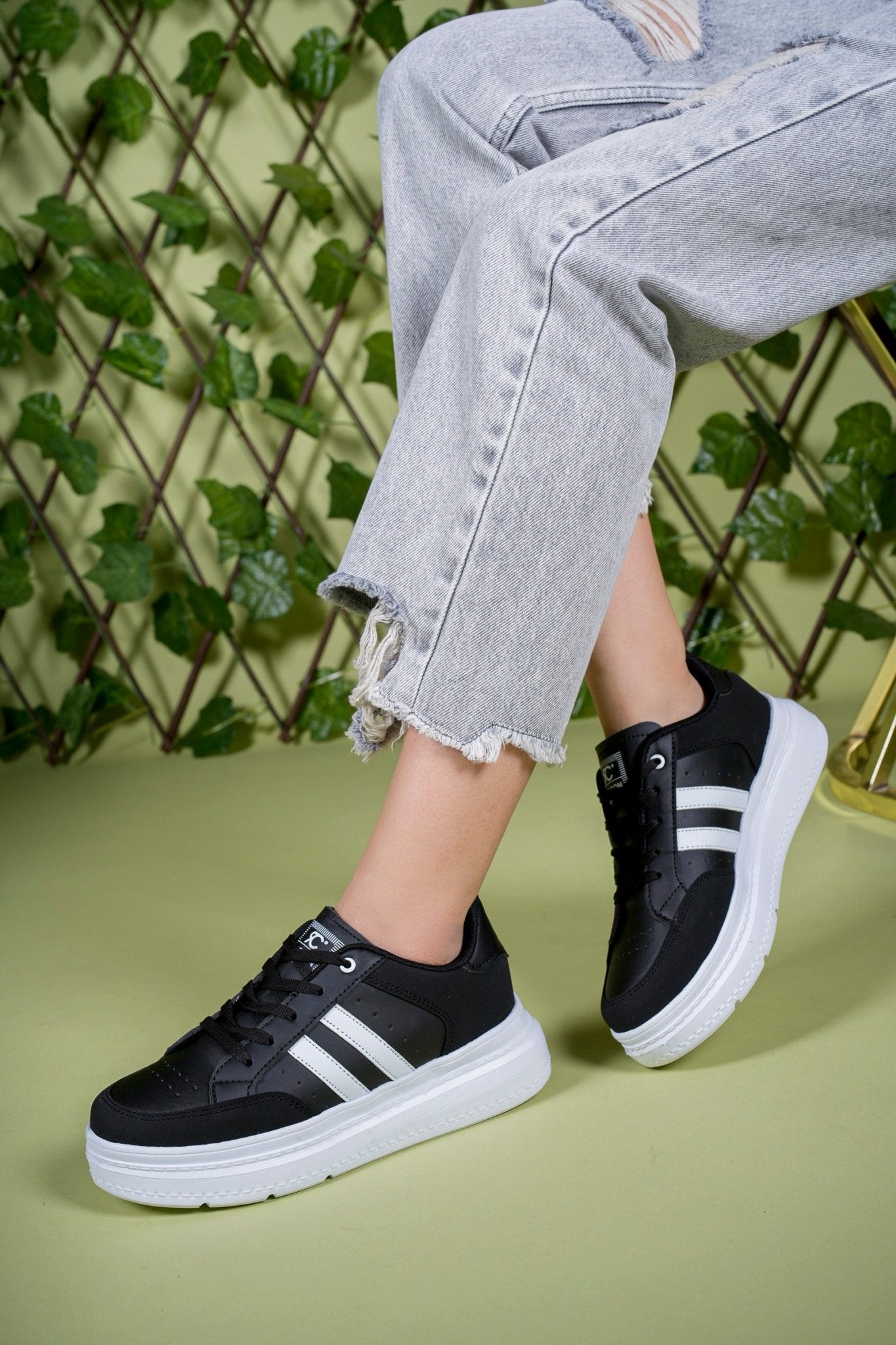 Riccon Kadın Sneaker 00121013 Siyah Beyaz - Riccon