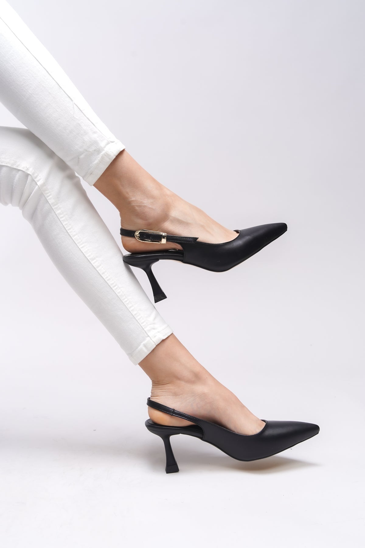 Riccon Ysalaela Kadın Arkası Açık Sivri Burun Stiletto 0012700 Siyah Cilt - Riccon