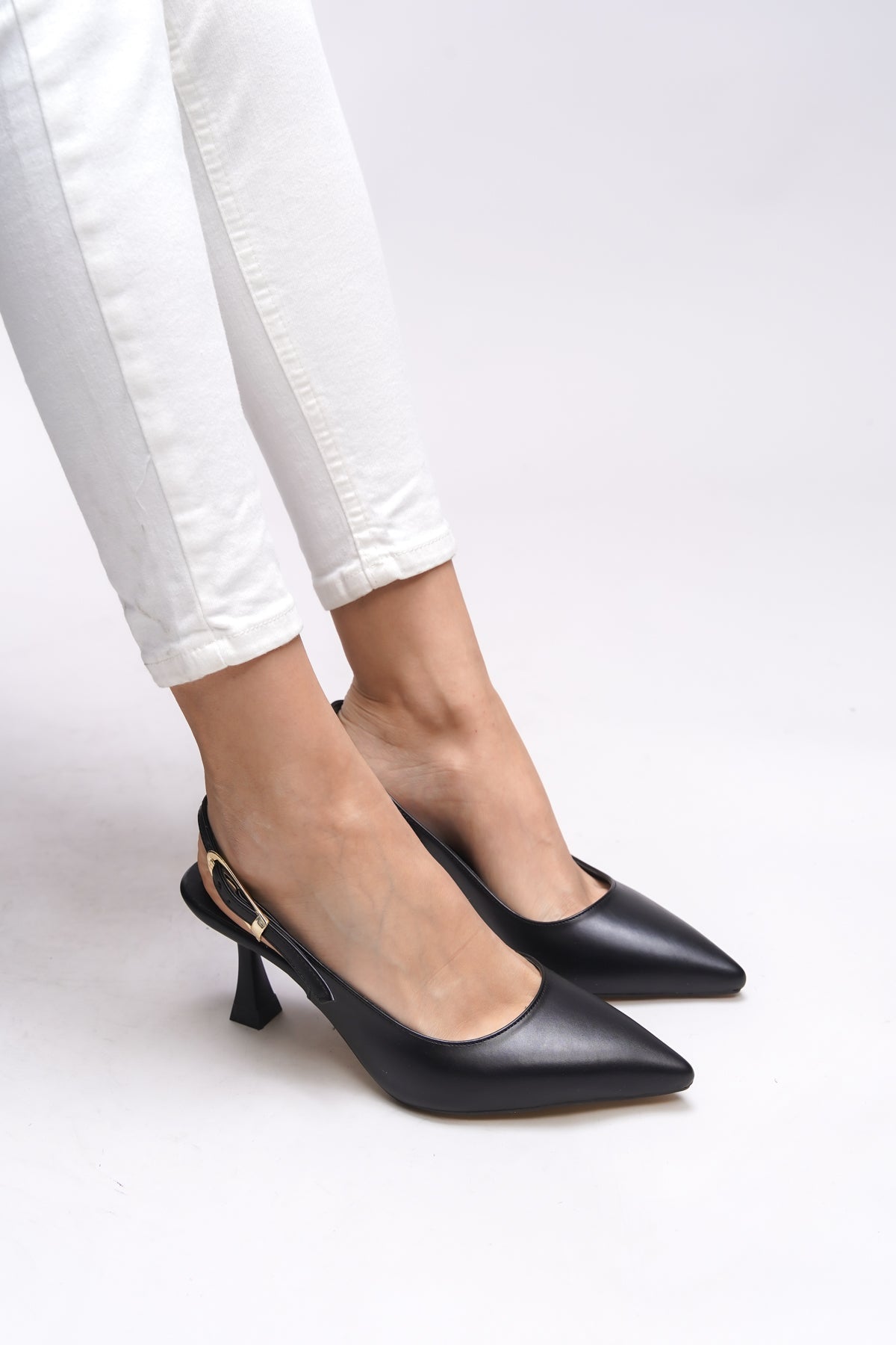 Riccon Ysalaela Kadın Arkası Açık Sivri Burun Stiletto 0012700 Siyah Cilt - Riccon