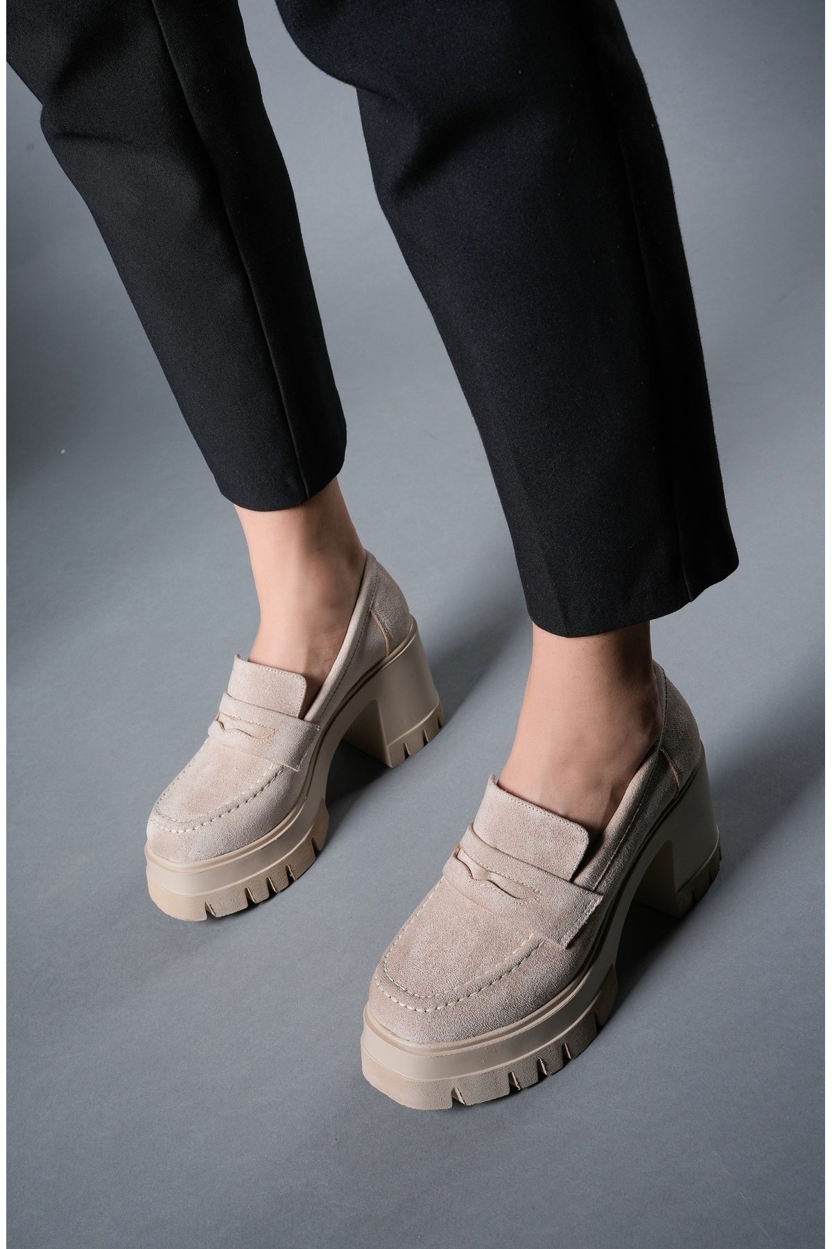 Riccon Syagroth Kadın Loafer 0012506 Bej Süet