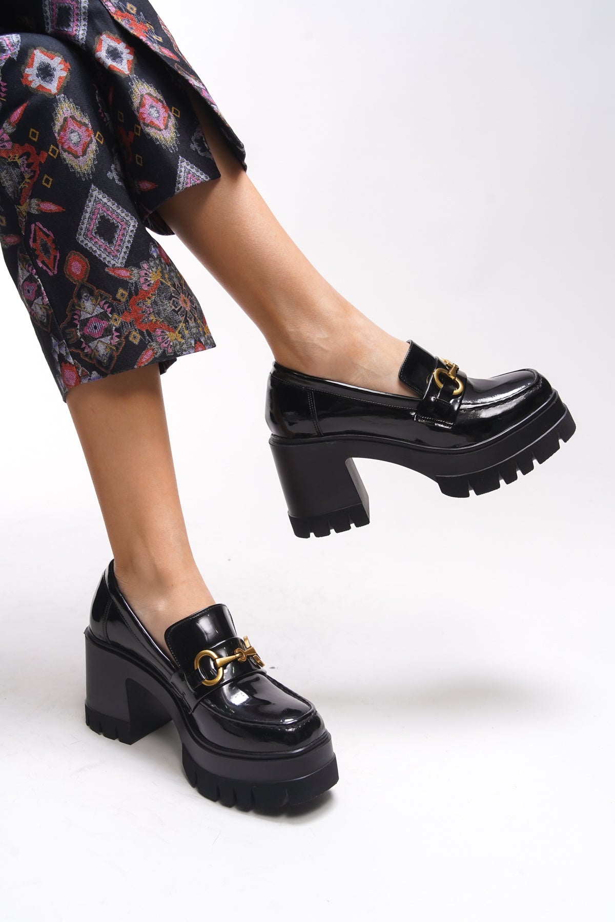 Riccon Ivofaelor Kadın Topuklu Loafer 00121520 Kahverengi Kırışık Rugan