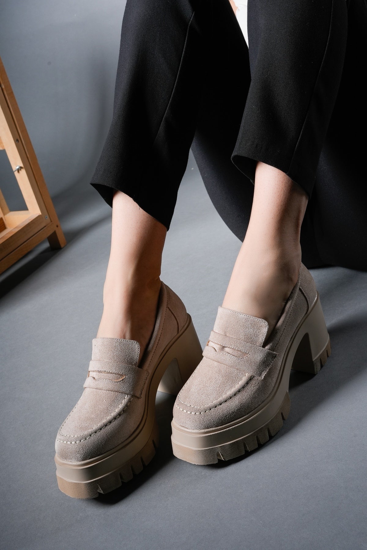 Riccon Syagroth Kadın Loafer 0012506 Bej Süet