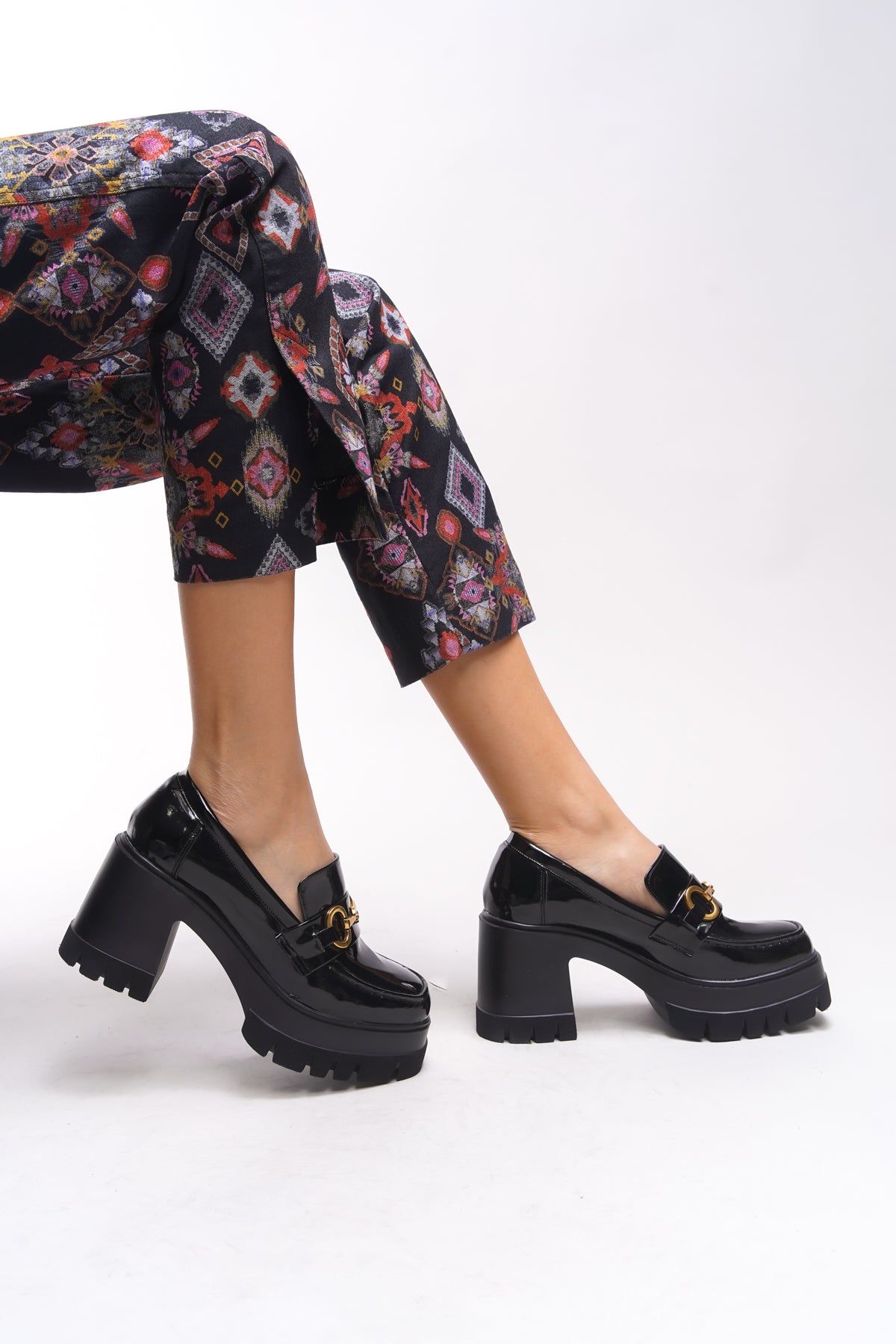 Riccon Ivofaelor Kadın Topuklu Loafer 00121520 Kahverengi Kırışık Rugan