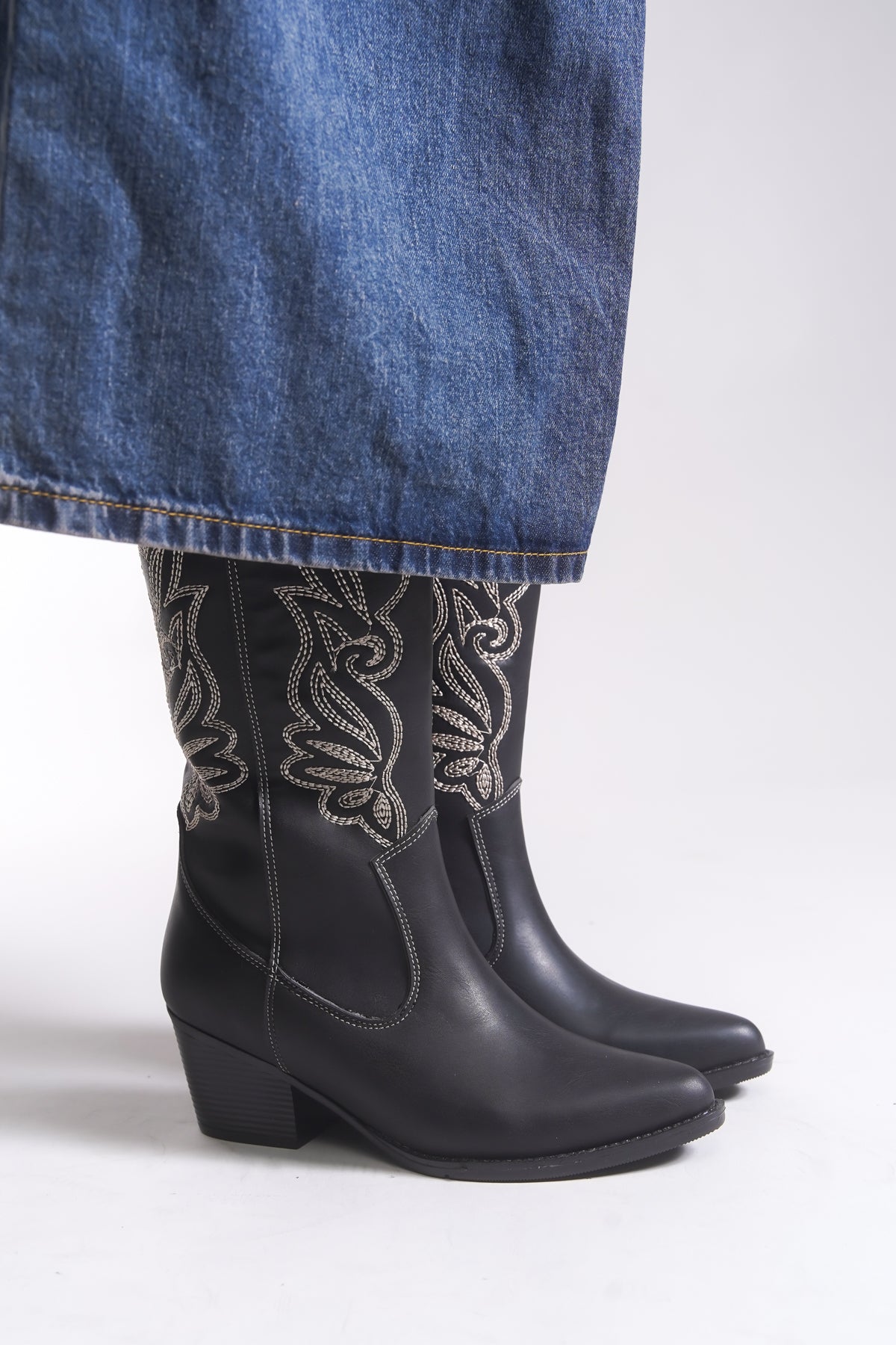 Riccon Qiraveth Kadın Western Kısa Çizme 001250061