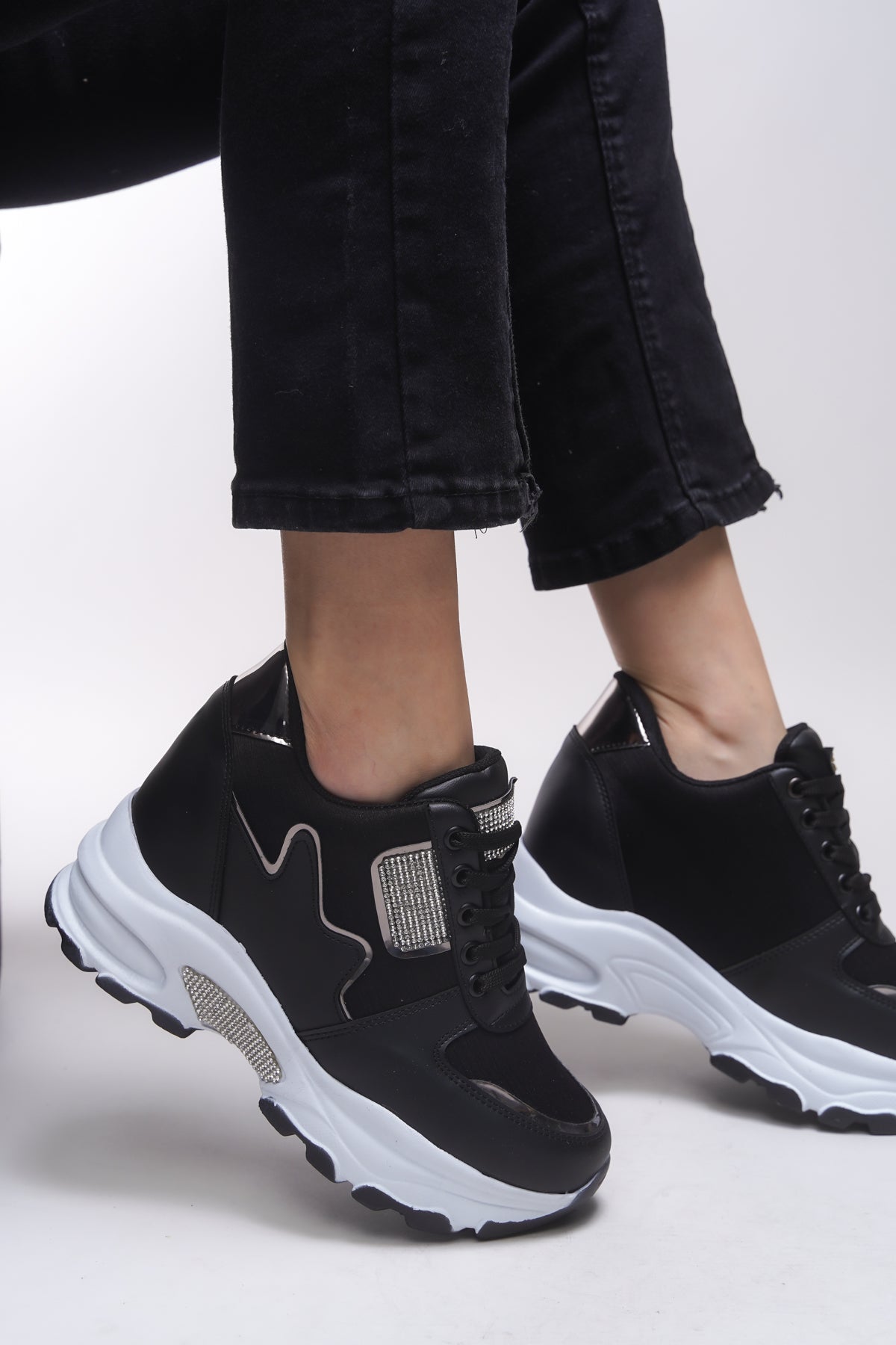Riccon Syllartha Kadın Sneaker 0012214 Siyah Beyaz