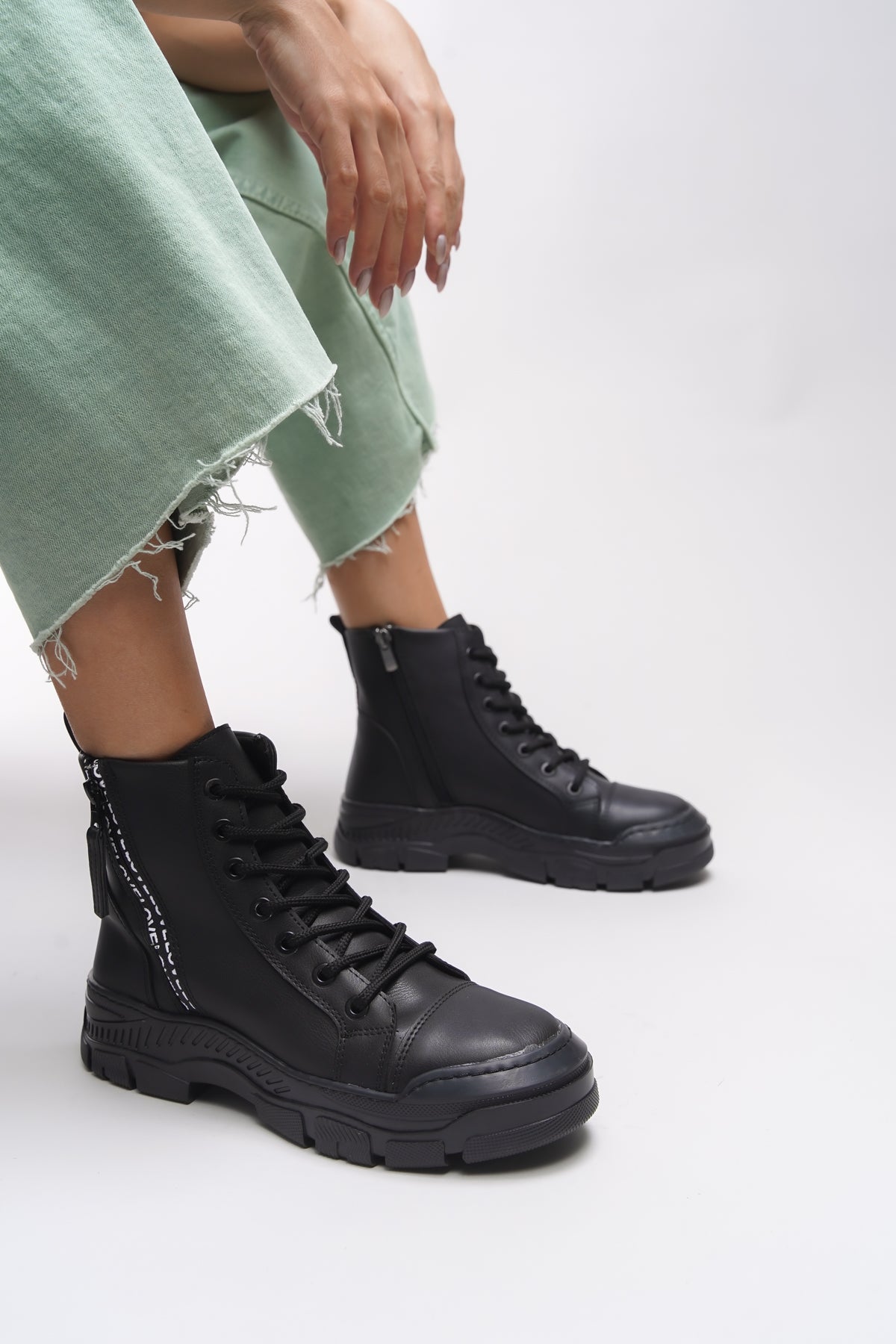 Riccon Rosarithe Kadın Fermuarlı Bot 0012704