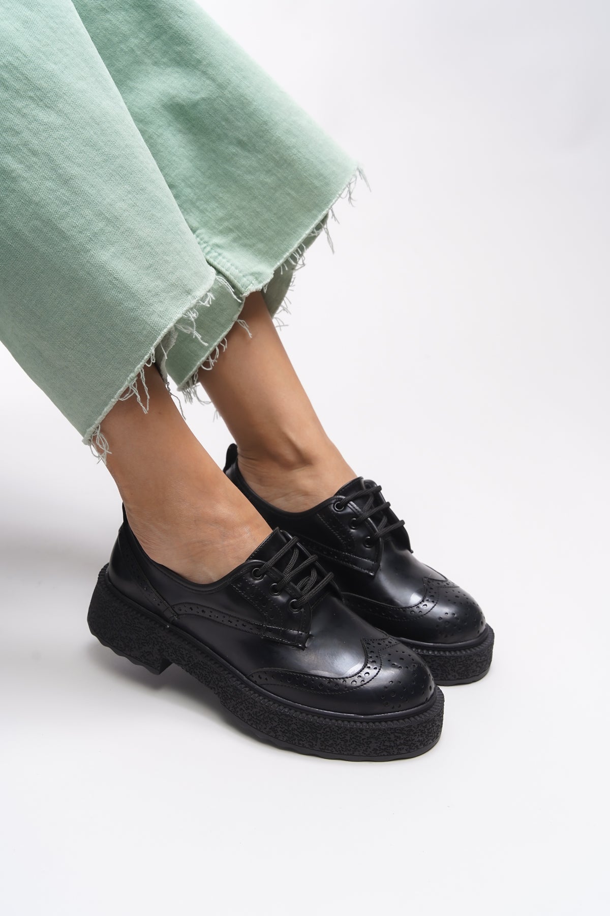 Riccon Oknyrth Kadın Bağcıklı Loafer 00121990 Mat Siyah Rugan
