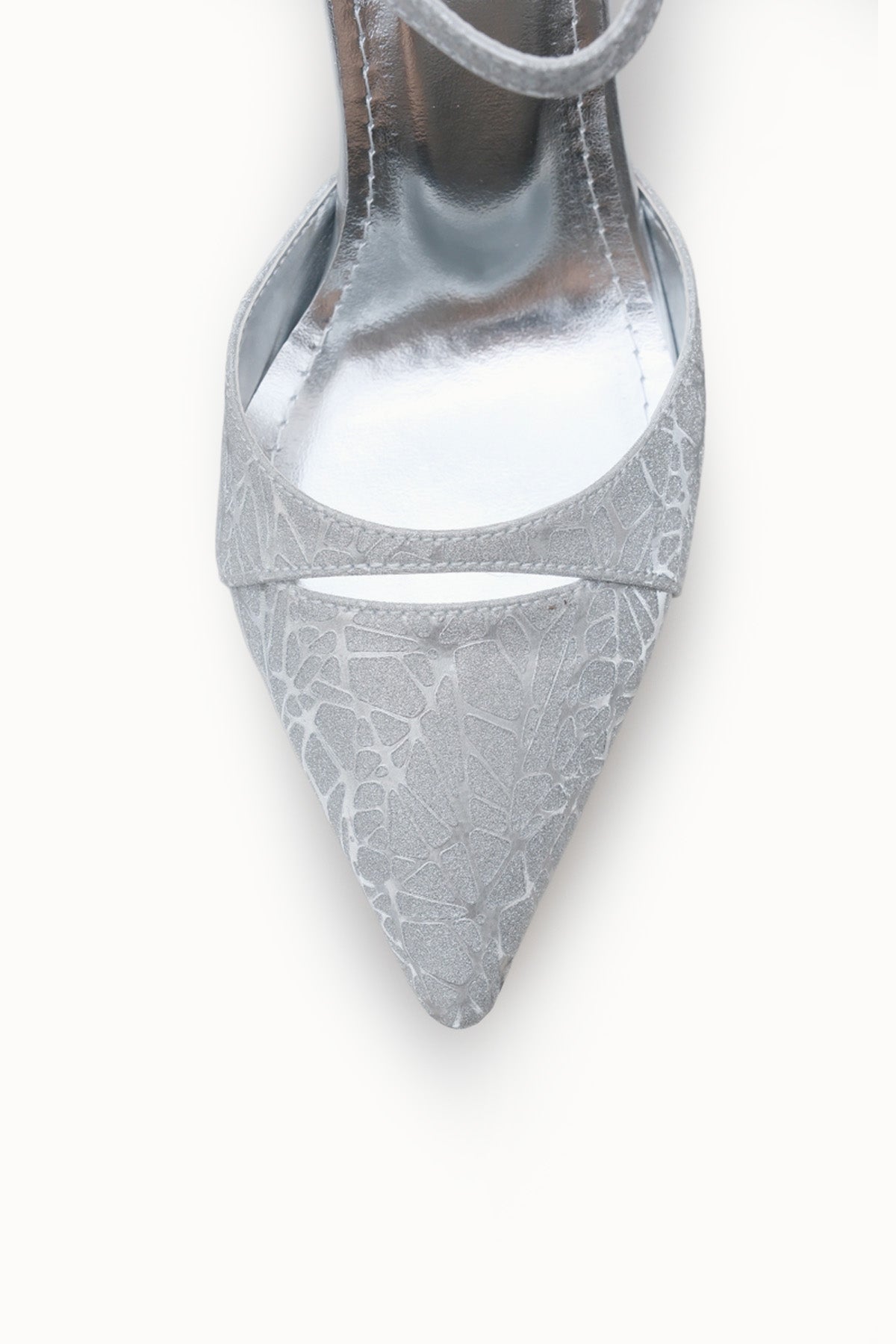 Riccon Kadın Sivri Burunlu Arkası Açık İnce Topuklu Ayakkabı 0012727 Gümüş Dokulu