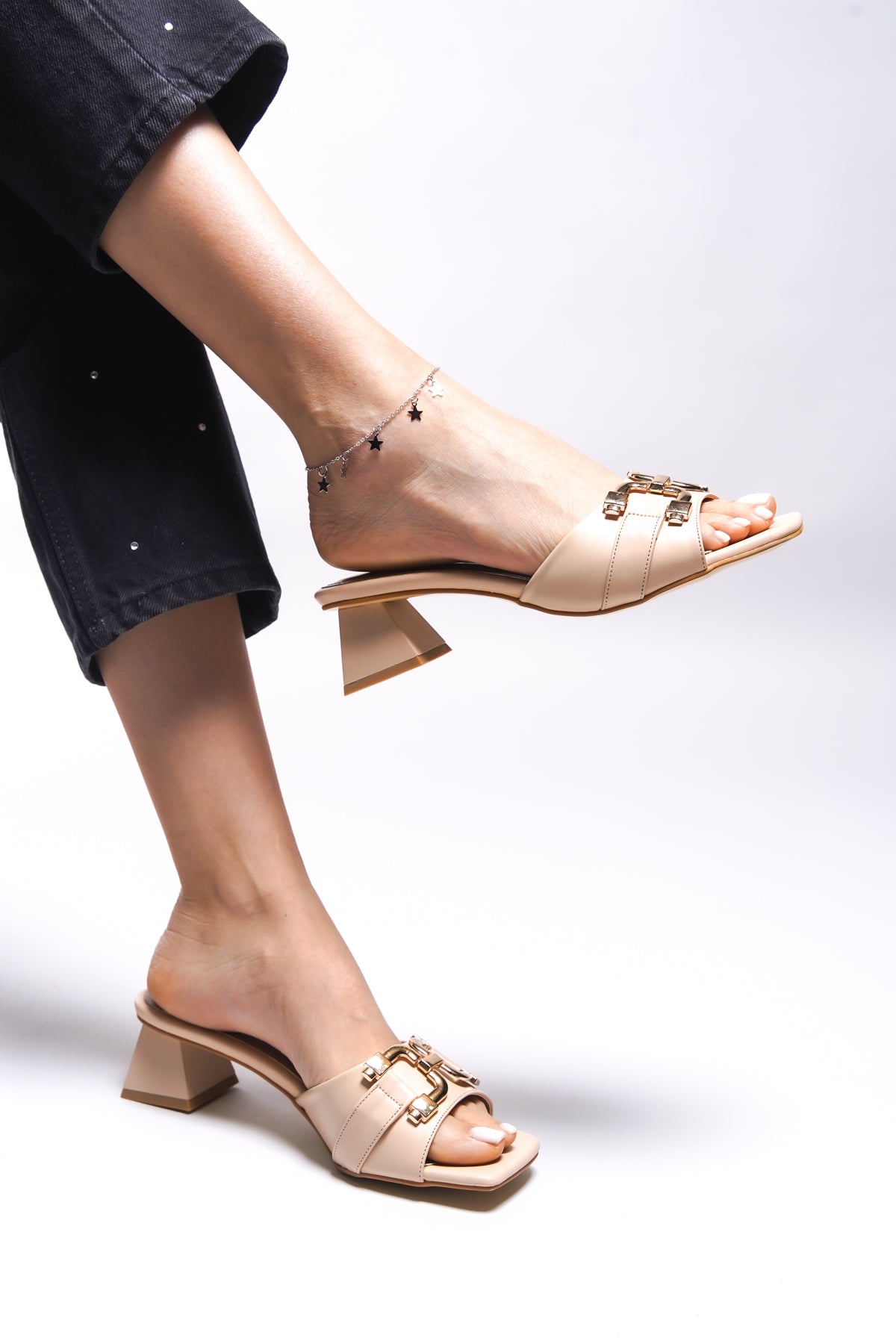 Riccon Kiavriah Kadın Topuklu Terlik 001211