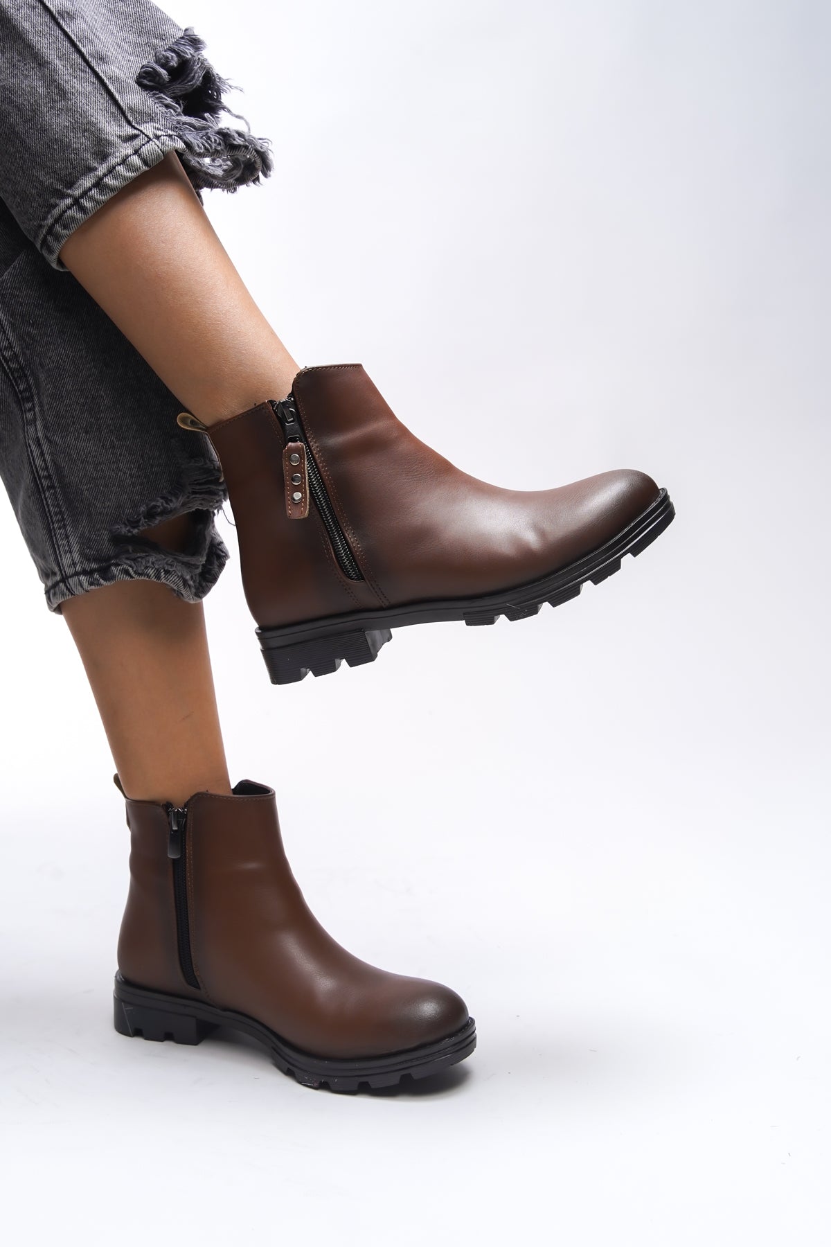 Riccon Elislaena Kadın Fermuarlı Bot 0012101