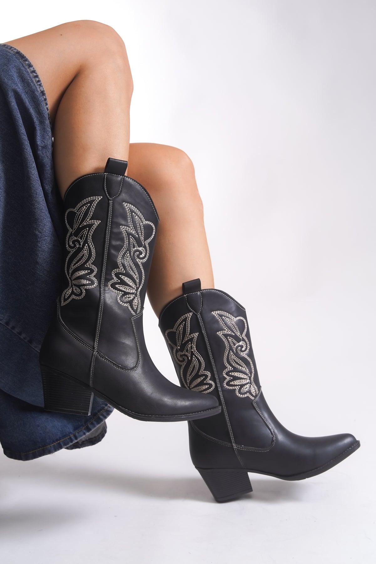 Riccon Qiraveth Kadın Western Kısa Çizme 001250061