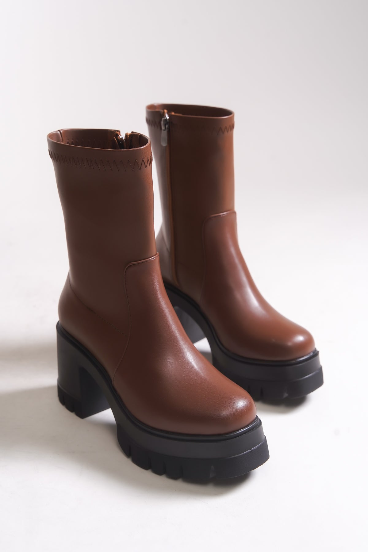 Riccon Voranethis Kadın Bot 0012635